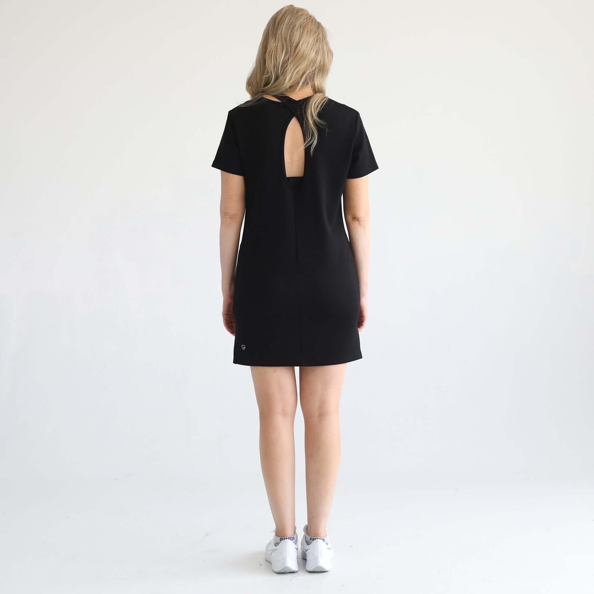 t shirt dress nursing maternity t shirt dress Hatch Collection The Easy Going Nursing T-Shirt Dress in Black White