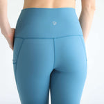 Reveal Ultra High Waisted Tummy Control Postpartum Legging 25'' (Oasis Blue)) | Milk & Baby