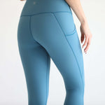 Reveal Ultra High Waisted Tummy Control Postpartum Legging 25'' (Oasis Blue)) | Milk & Baby