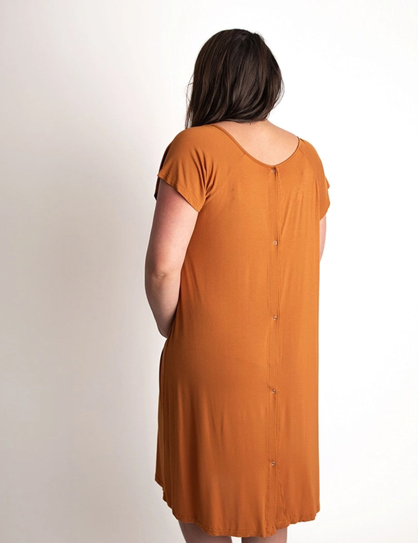 Saddle Labor & Delivery Gown | Milk & Baby