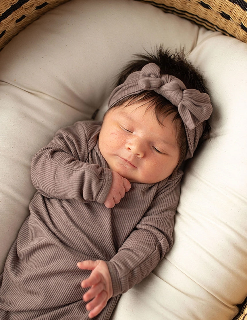 Cocoa Ribbed Knotted Newborn Gown Set | Milk & Baby