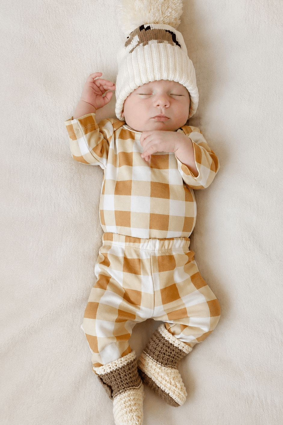 Western Gingham Bodysuit + Pant Set | Discover the Bodysuit + Pant Set that combines classic gingham with a fun western twist. Perfect for all of baby’s adventures! | Milk & Baby