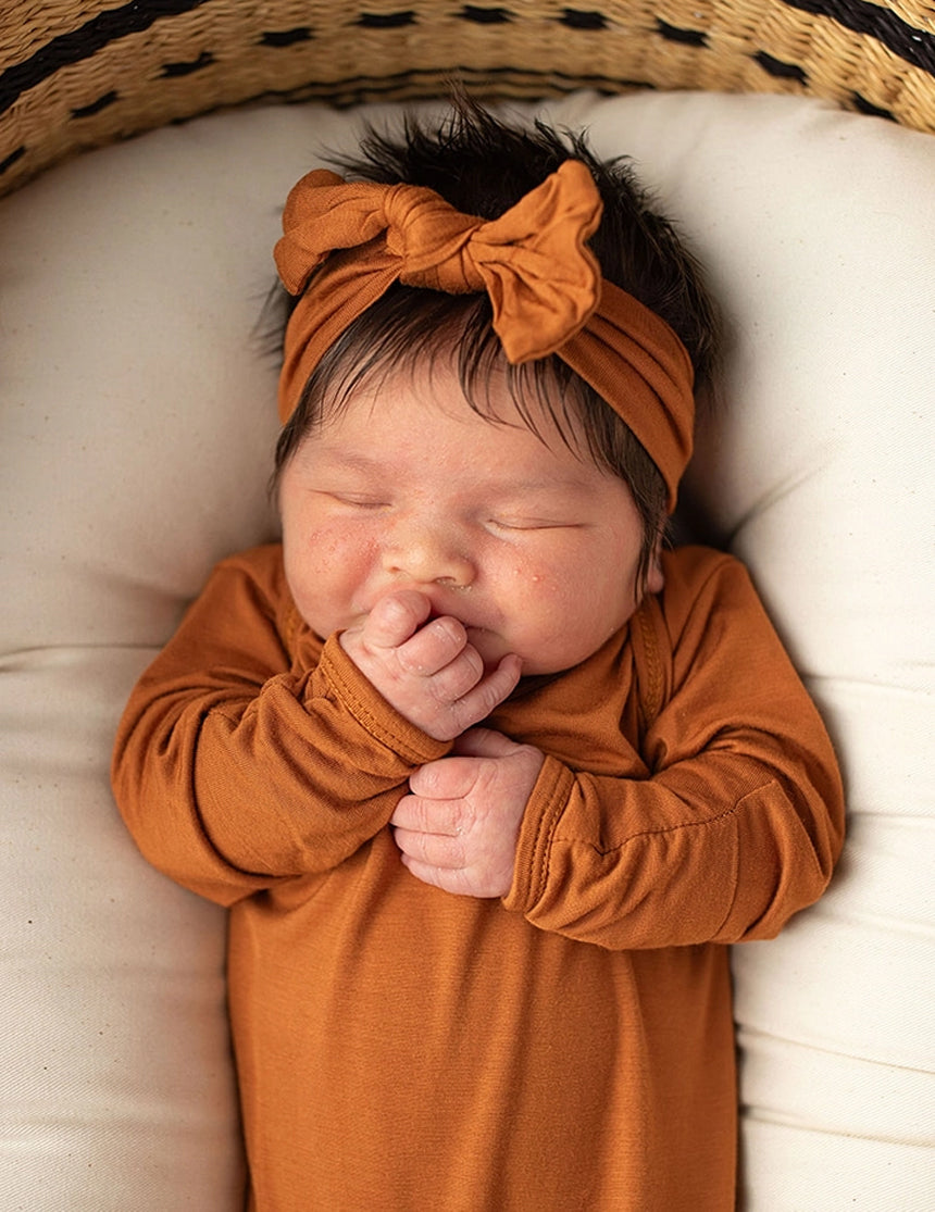 Saddle Newborn Knotted Gown Set | Milk & Baby