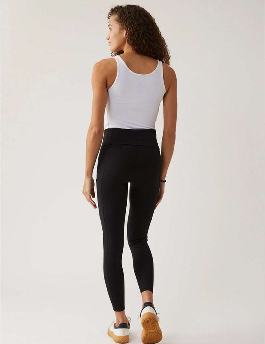 Resilience | 7/8 Performance Maternity & Postpartum Leggings | Onyx Milk & Baby