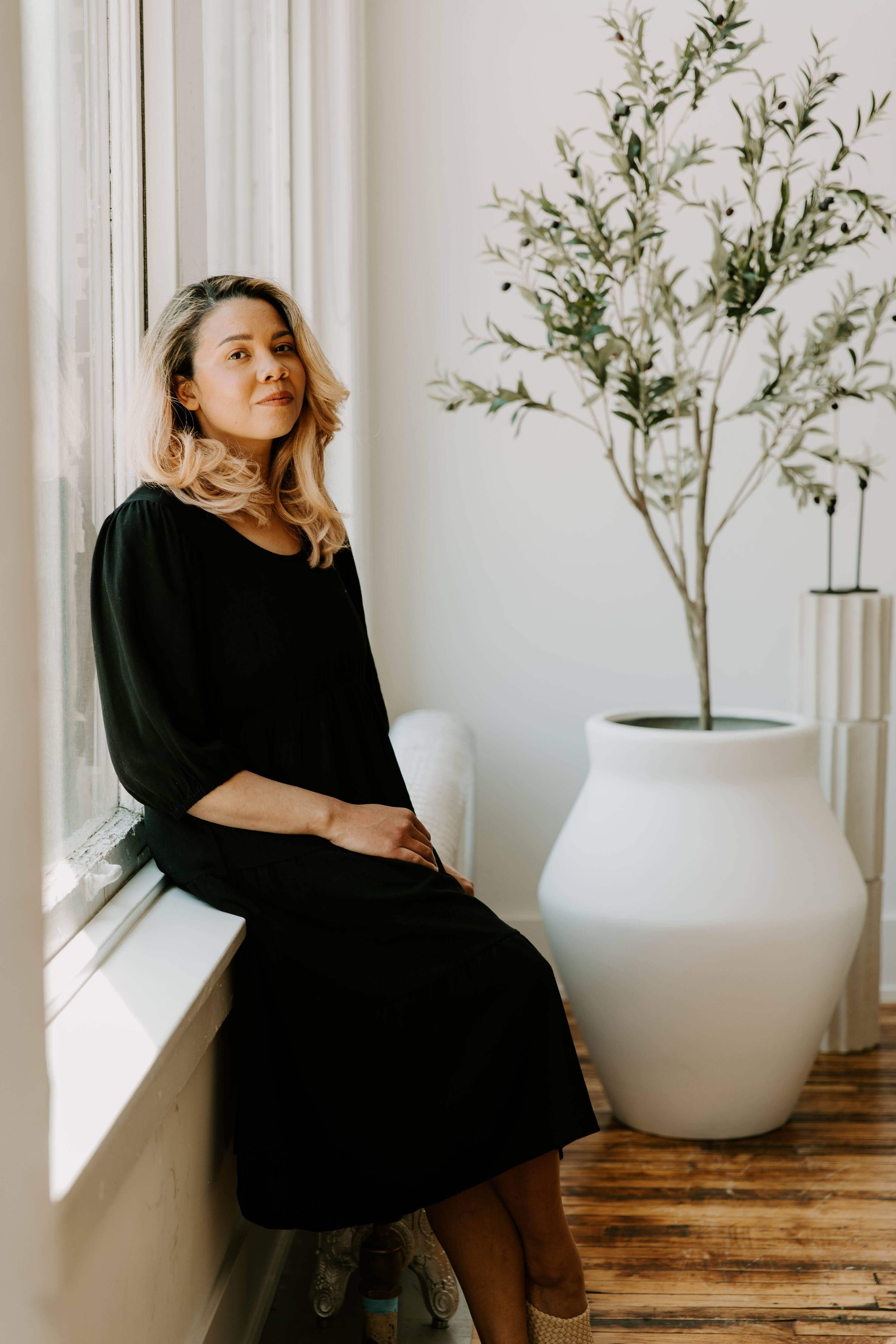 Tiered Breastfeeding Dress | Black | Milk & Baby