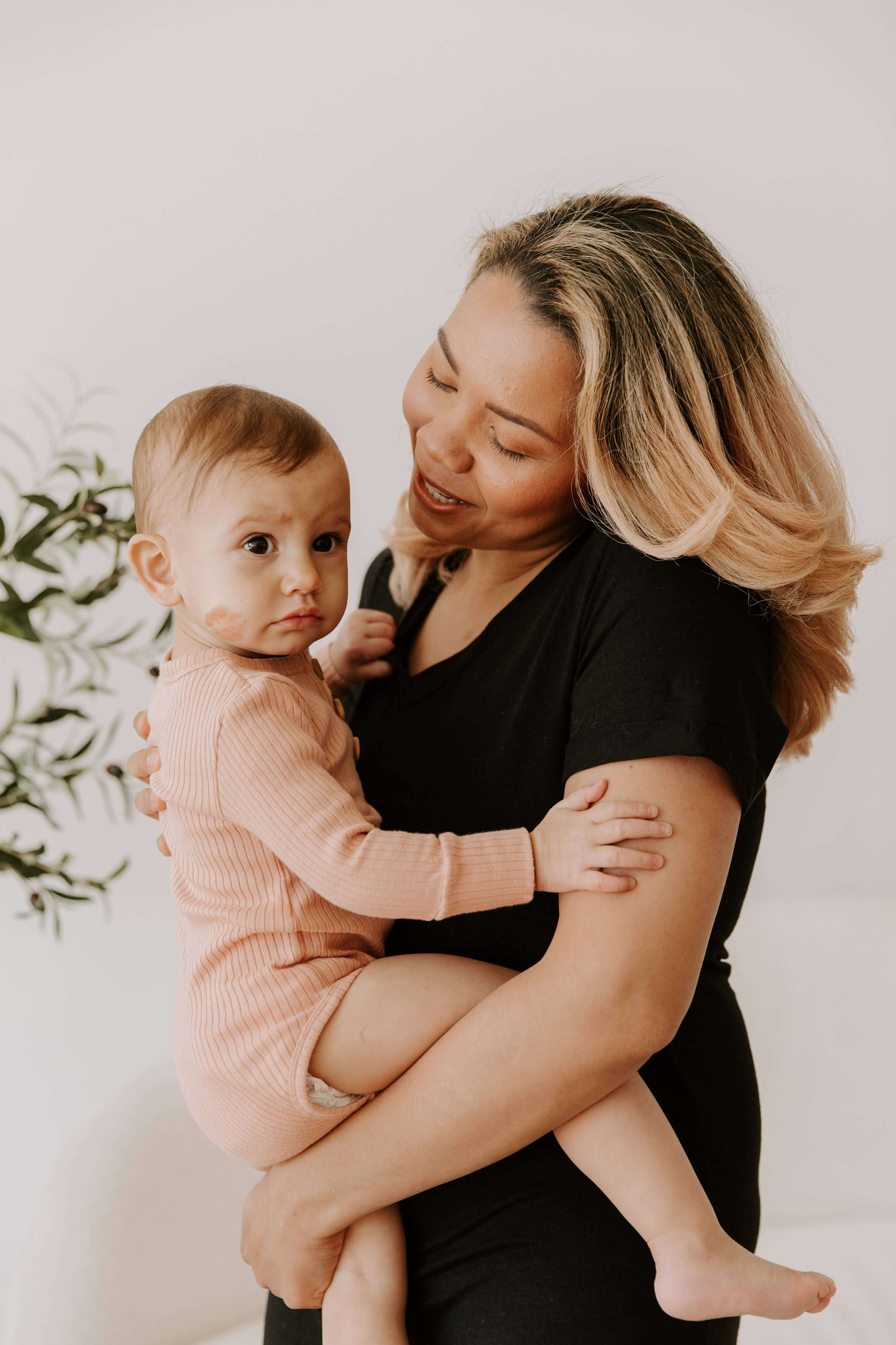 Everyday Breastfeeding Dress | Black | Milk & Baby