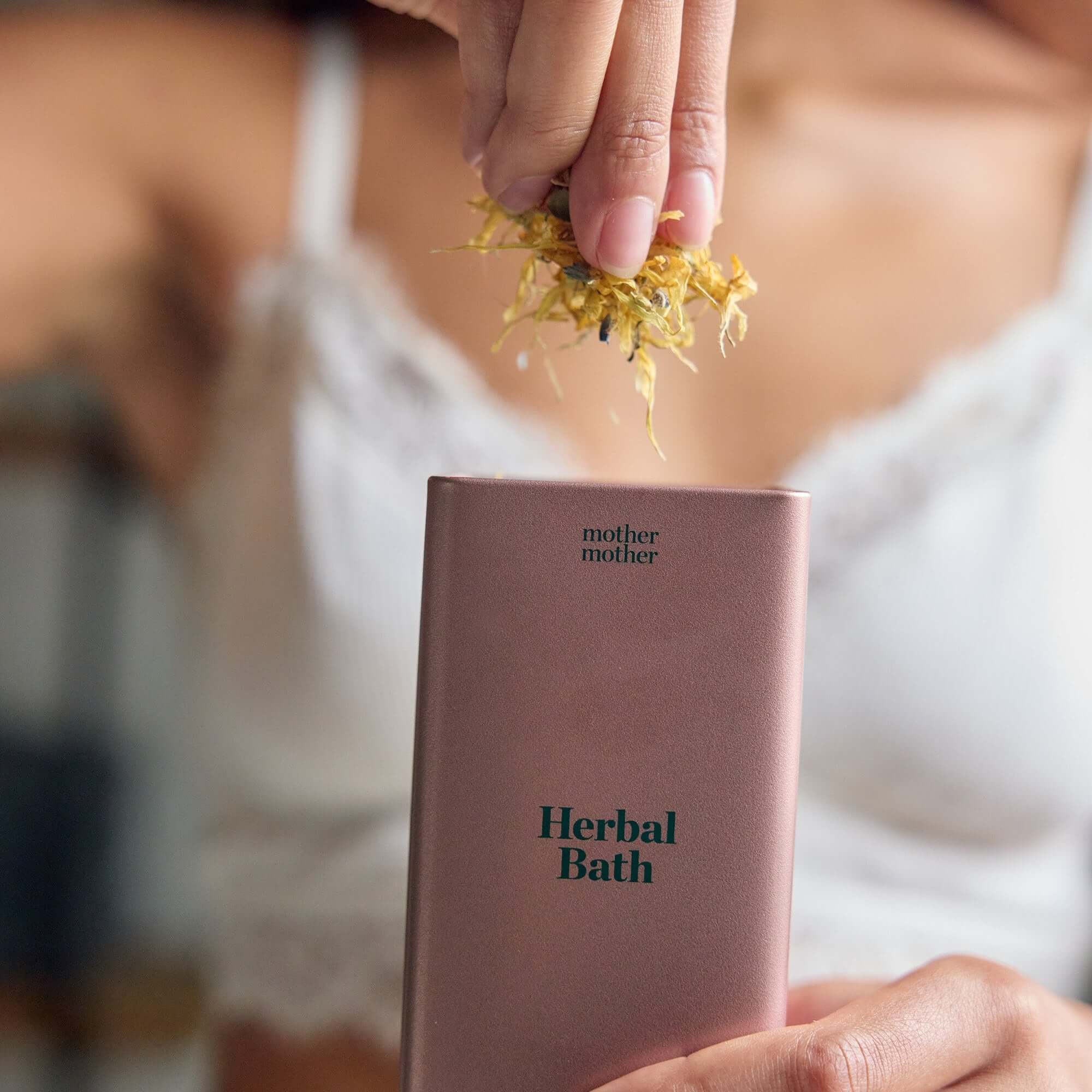 Organic Postpartum Herbal Sitz Bath | Milk & Baby