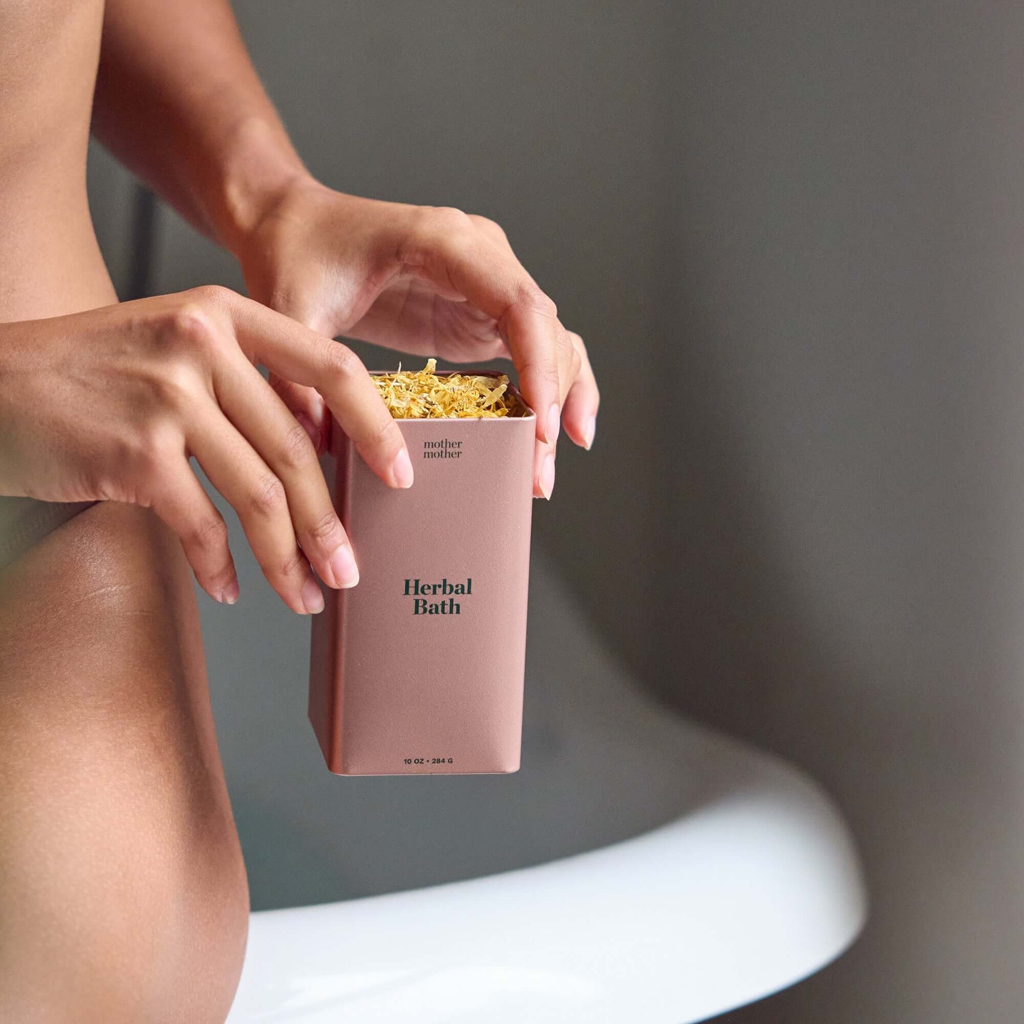 Organic Postpartum Herbal Sitz Bath | Milk & Baby