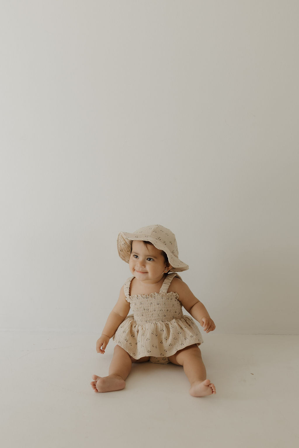Flora | Sleeveless Muslin Romper & Hat | Milk & Baby