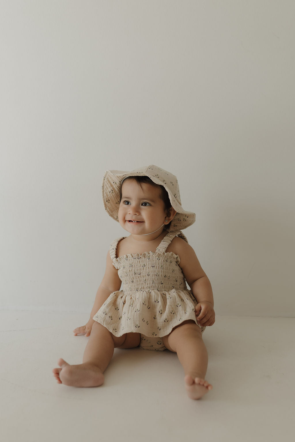Flora | Sleeveless Muslin Romper & Hat | Milk & Baby