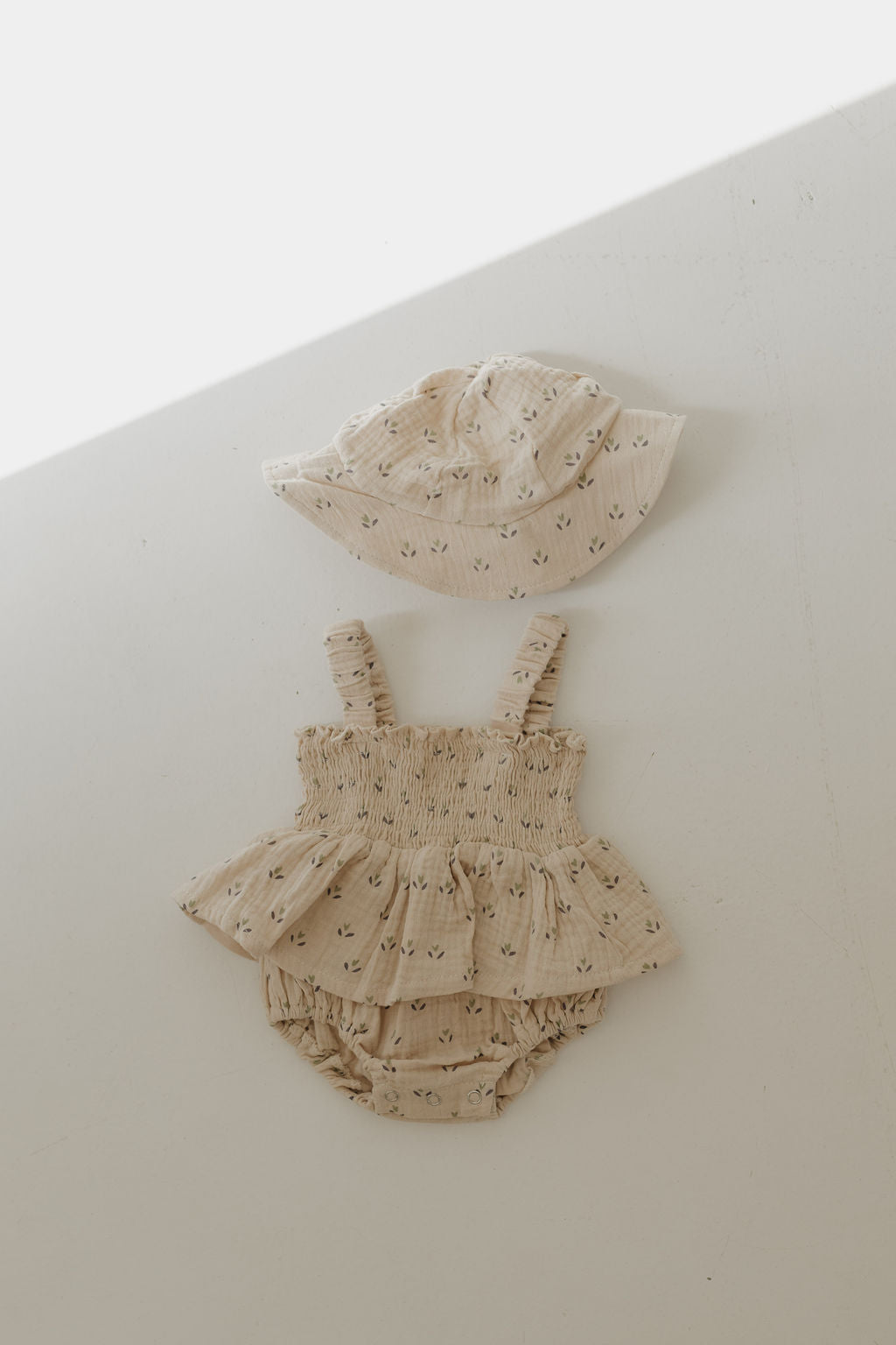 Flora | Sleeveless Muslin Romper & Hat | Milk & Baby