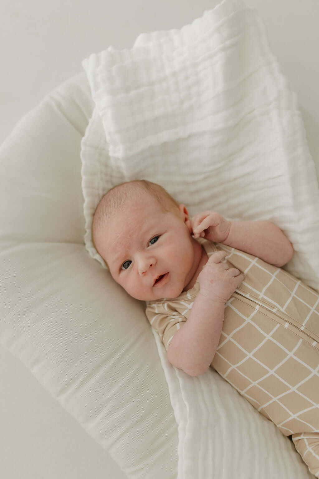 Grid | Bamboo Zip Shortie | Milk & Baby