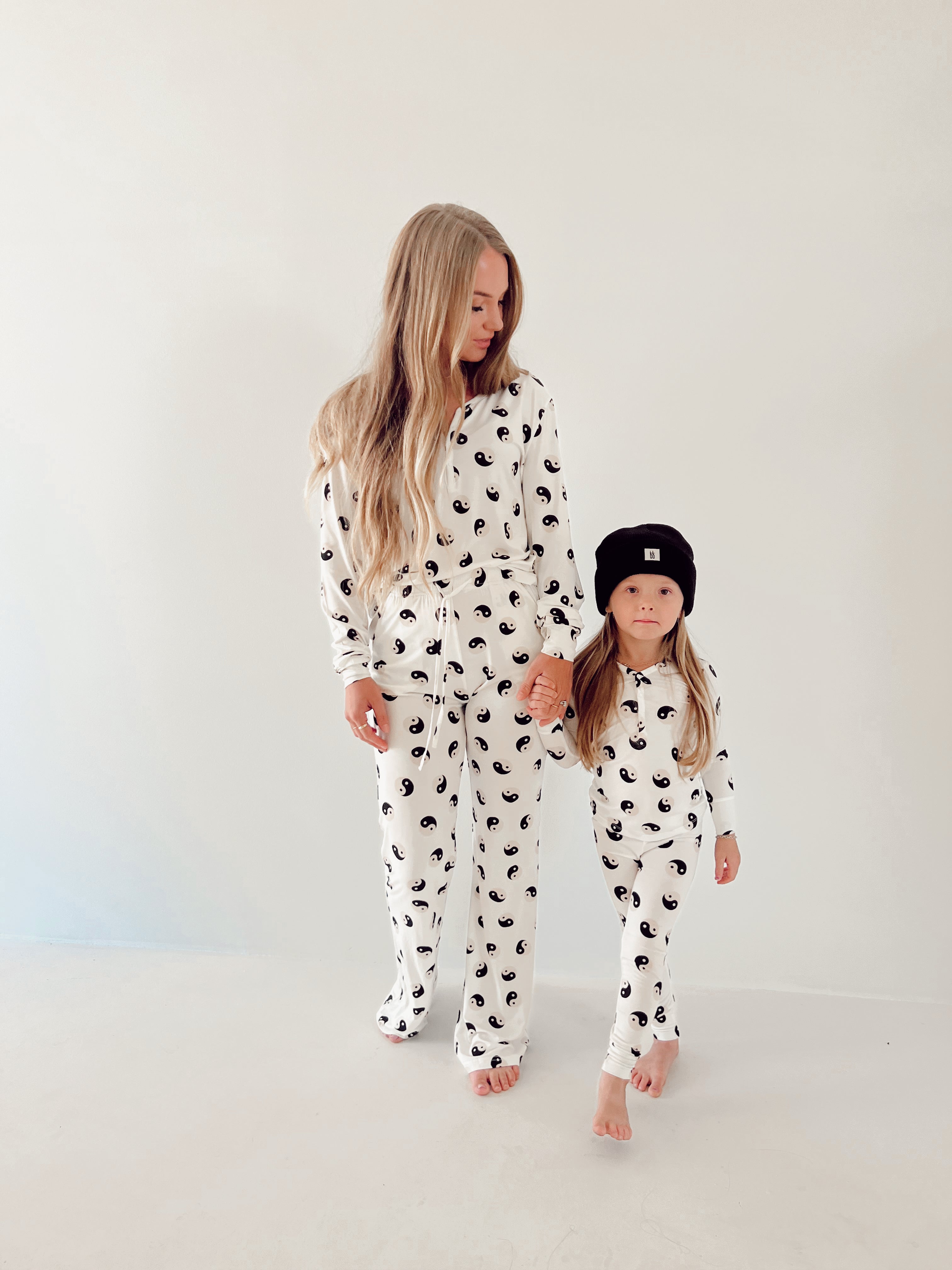 Black & White Yin Yang | Women's Bamboo Pajamas | Milk & Baby