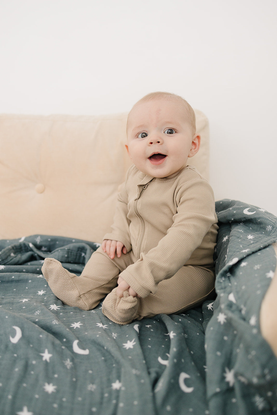 Oatmeal Organic Cotton Ribbed Zipper | Milk & Baby