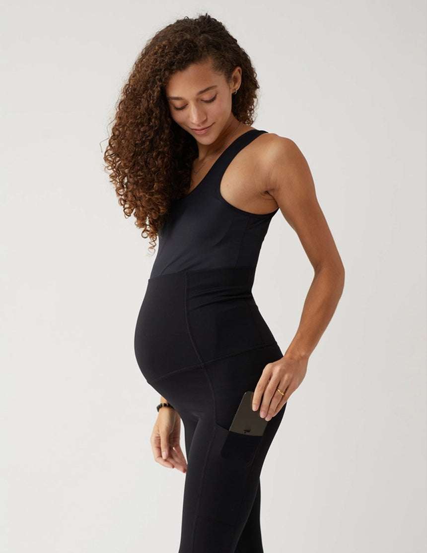 Resilience | 7/8 Performance Maternity & Postpartum Leggings | Onyx Milk & Baby
