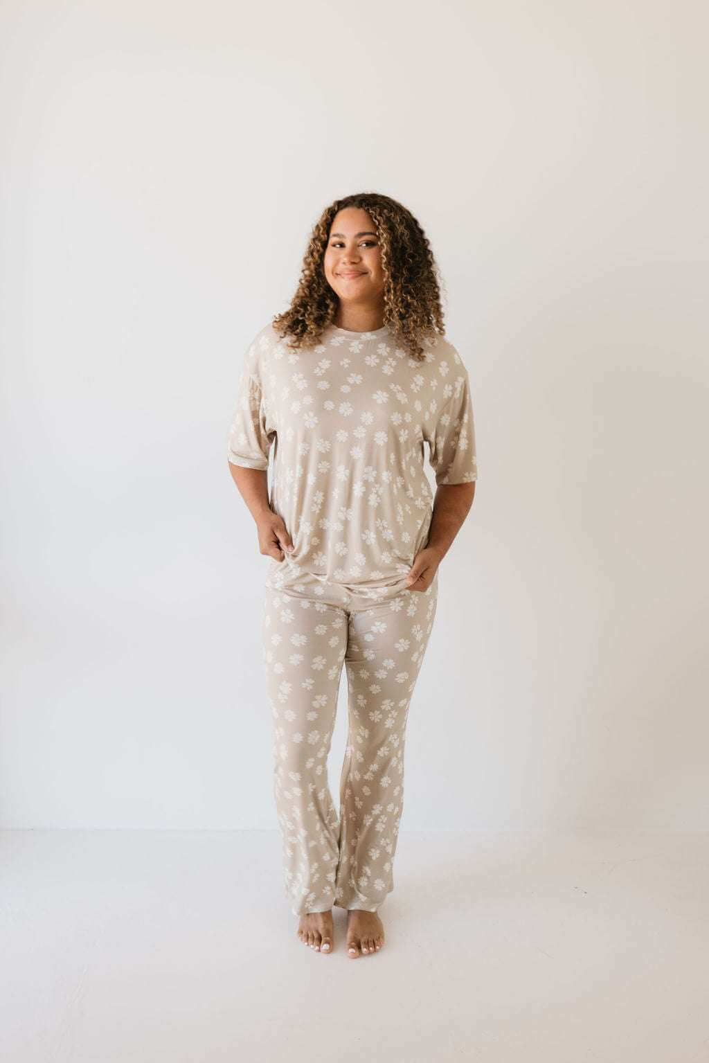 Lazy Daisy | Short Sleeve Women's Bamboo Pajamas | Milk & Baby