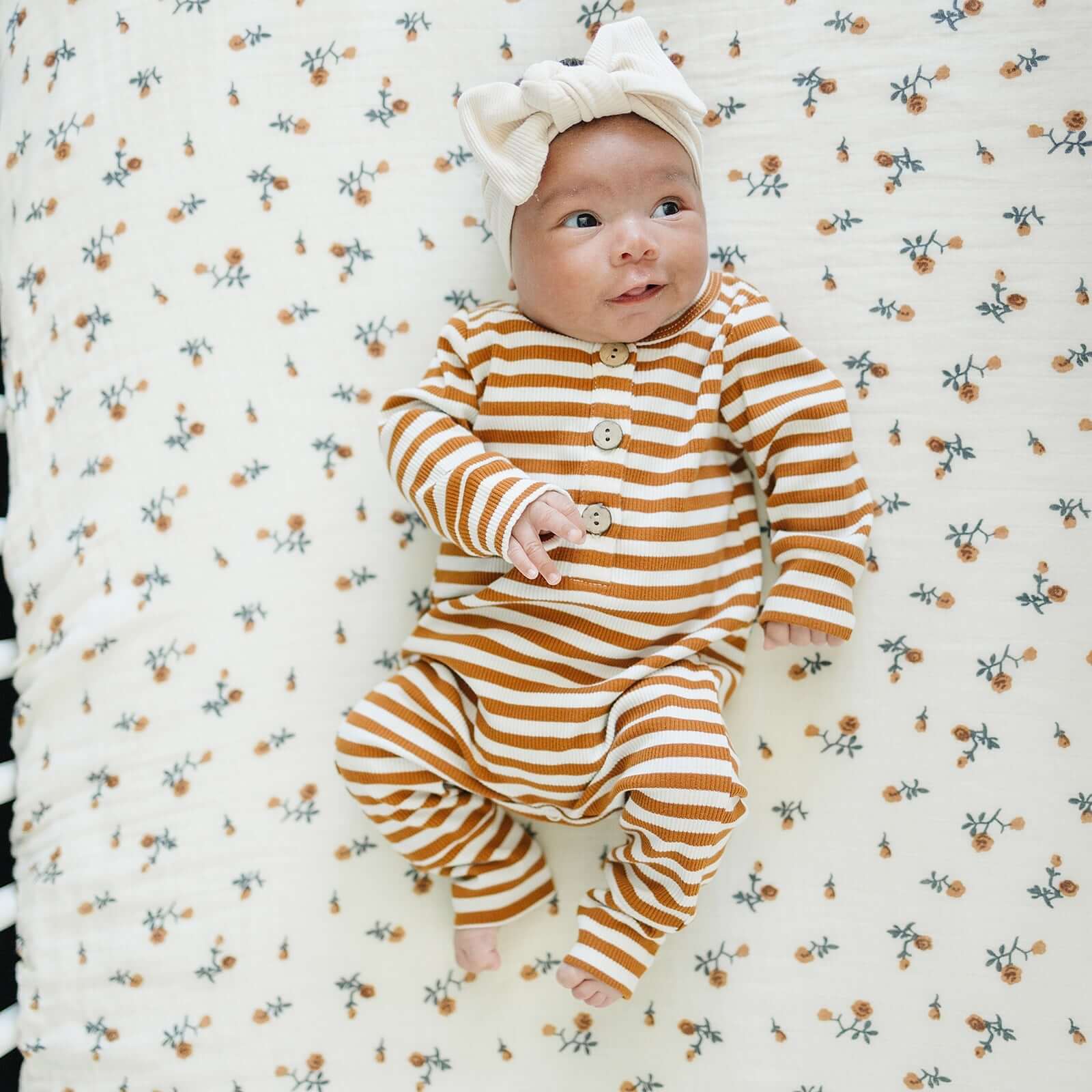 Cream Floral Muslin Crib Sheet | Milk & Baby