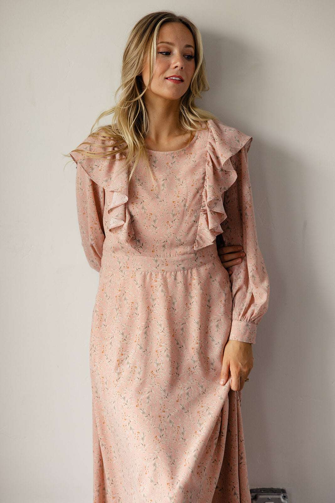 True Love’s Kiss Ruffled MOM Nursing Dress | Milk & Baby