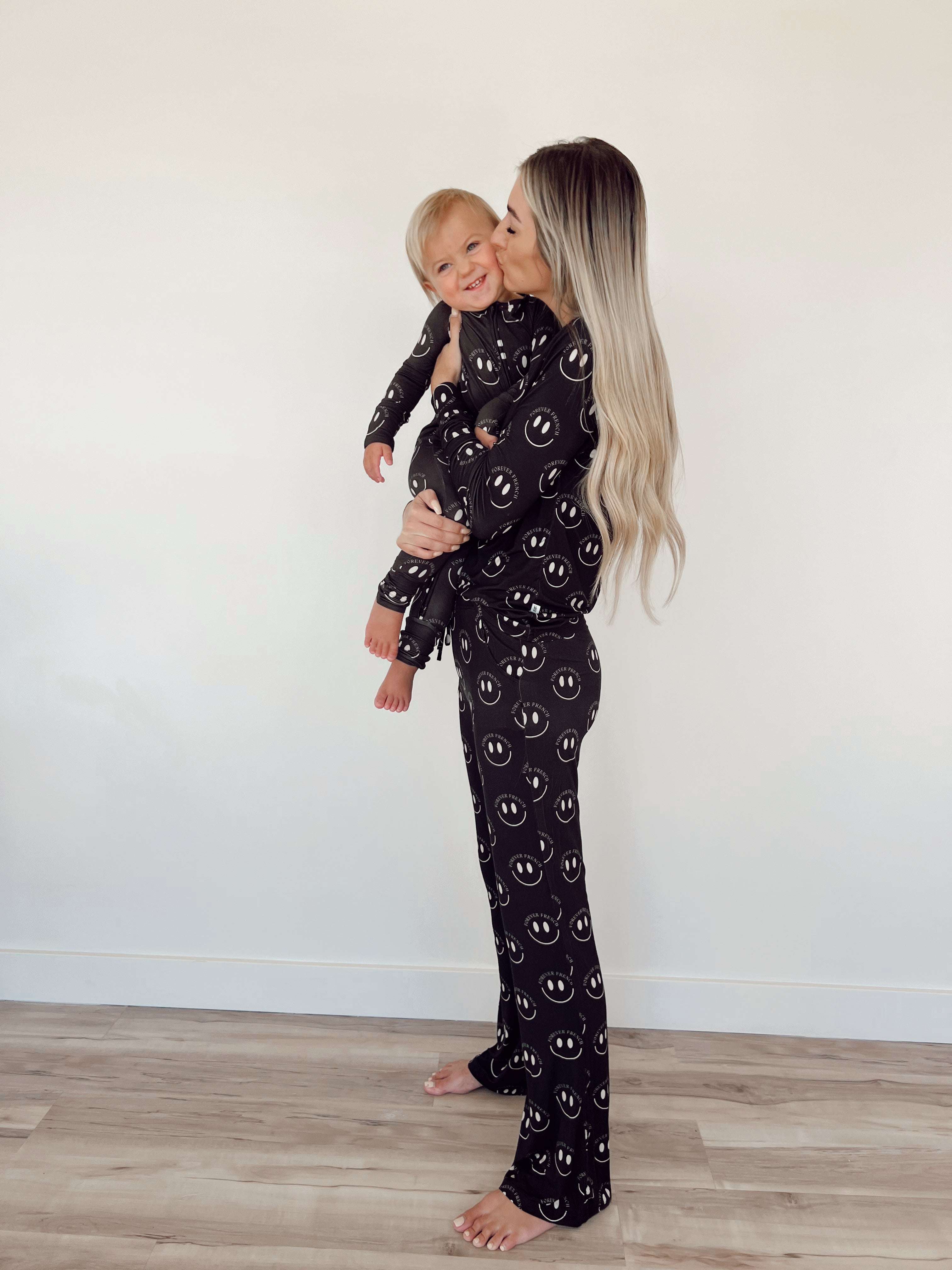 Charcoal & White FF Smile | Women's Bamboo Pajamas Milk & Baby
