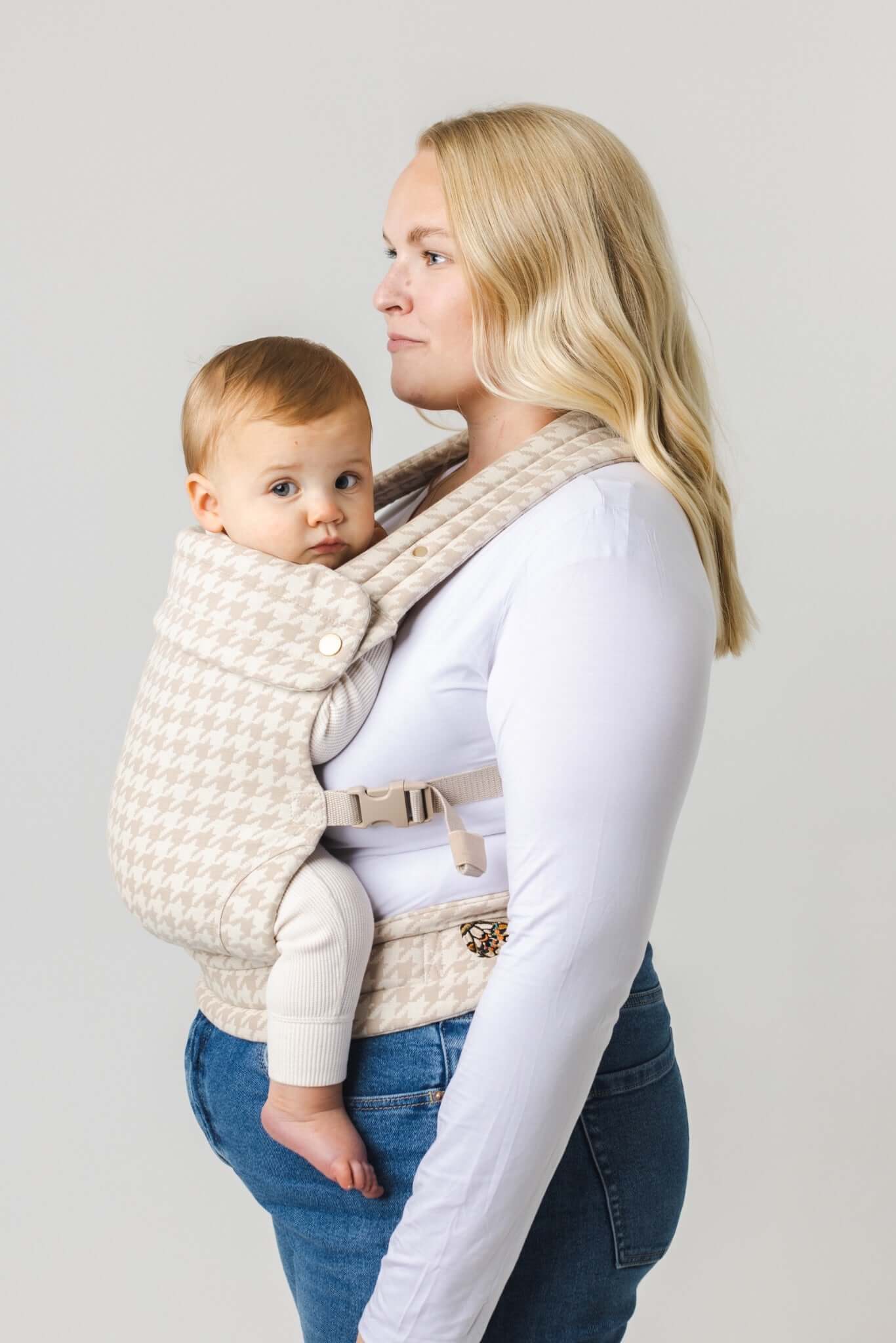 The Monarch Carrier - Houndstooth | Milk & Baby
