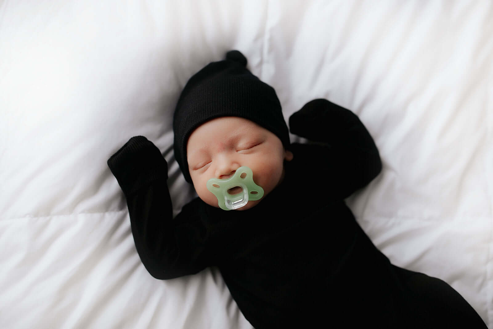 Black Ribbed Knotted Baby Gown | Milk & Baby