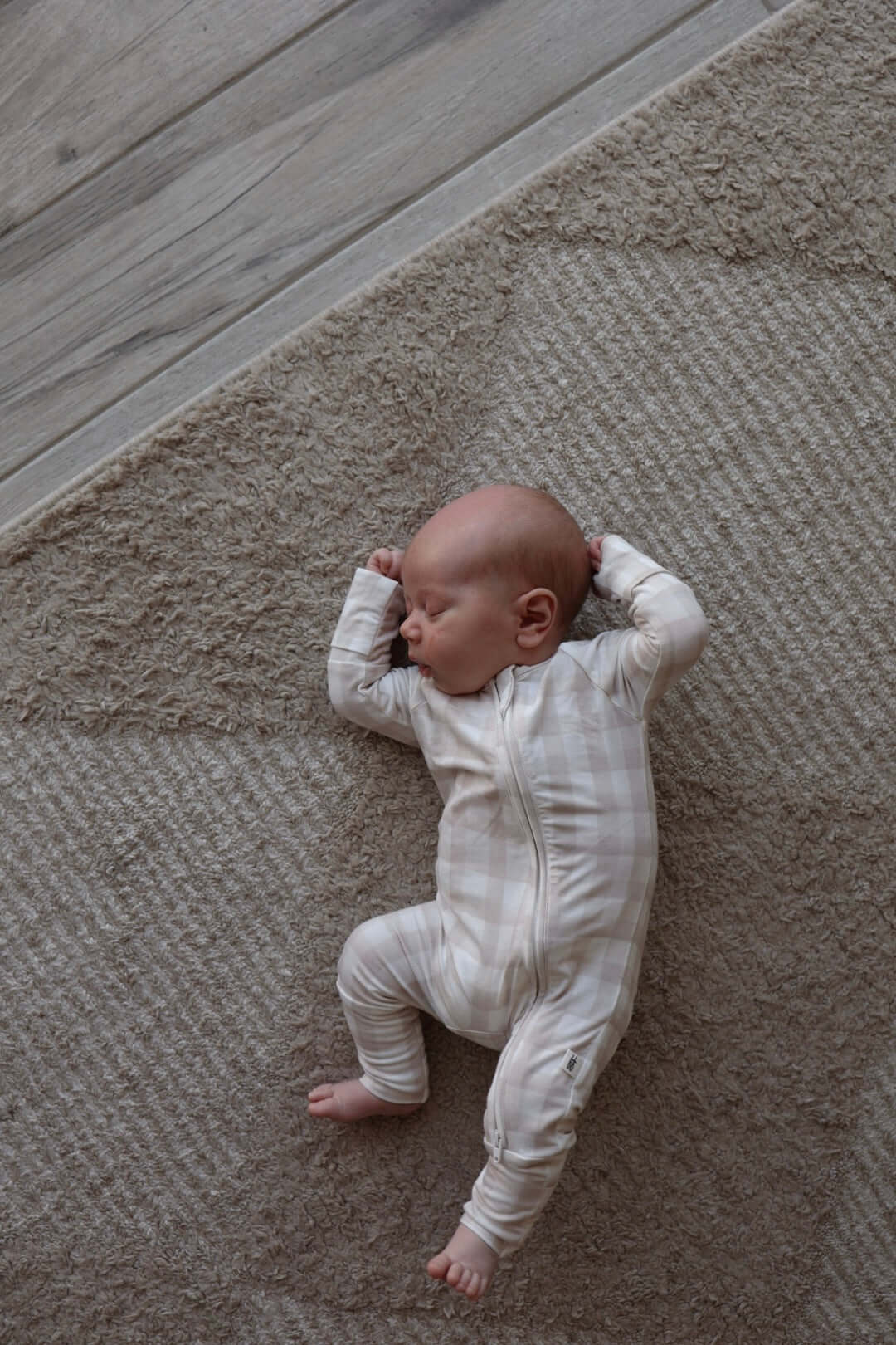 Gingham | Bamboo Zip Pajamas | Milk & Baby