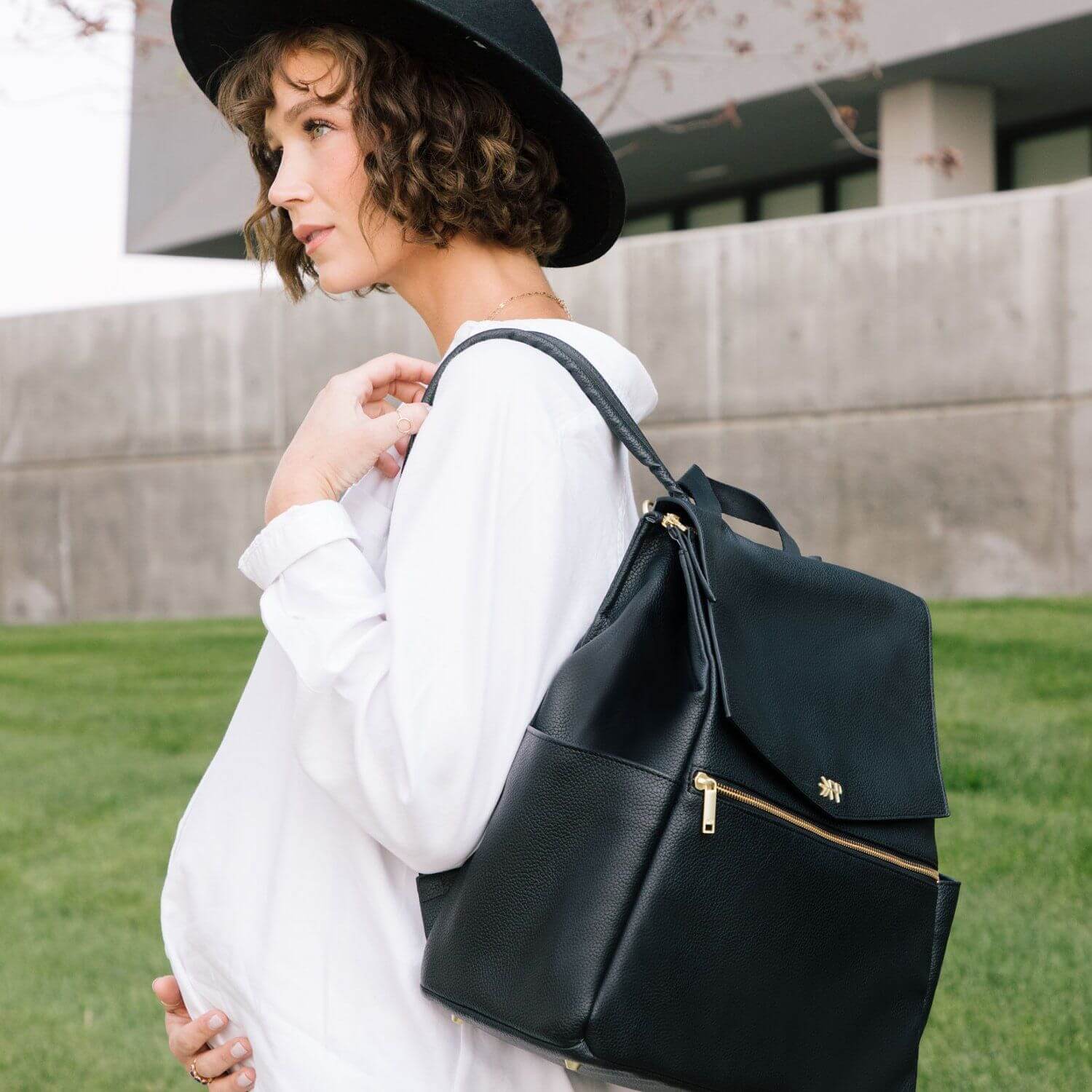 Ebony Classic Diaper Bag II | Milk & Baby
