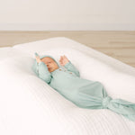 Emerson Knotted Baby Gown & Hat Set | Mint | Milk & Baby