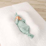 Emerson Knotted Baby Gown & Hat Set | Mint | Milk & Baby