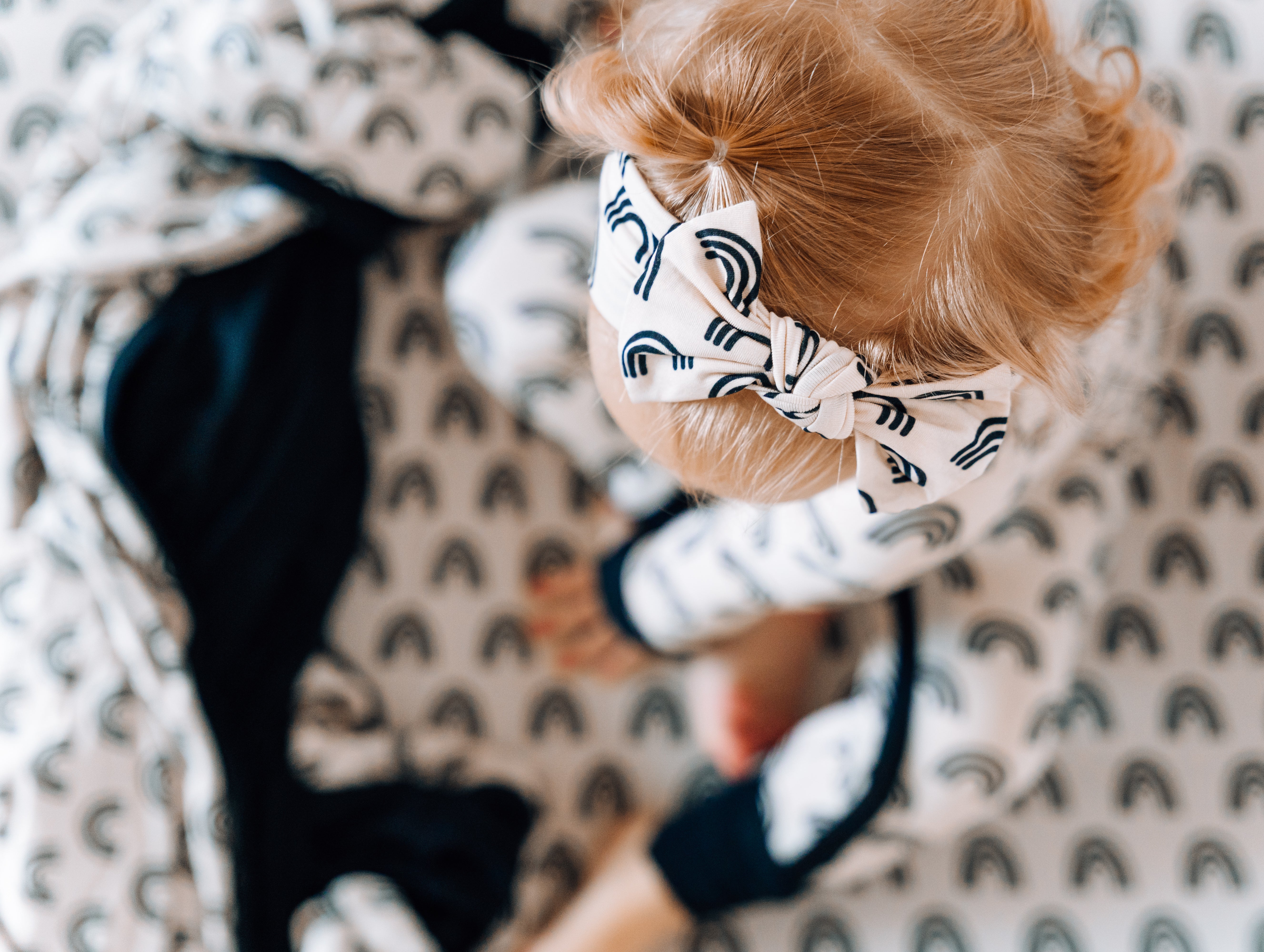 SIMPLE RAINBOW DREAM BOW | Milk & Baby