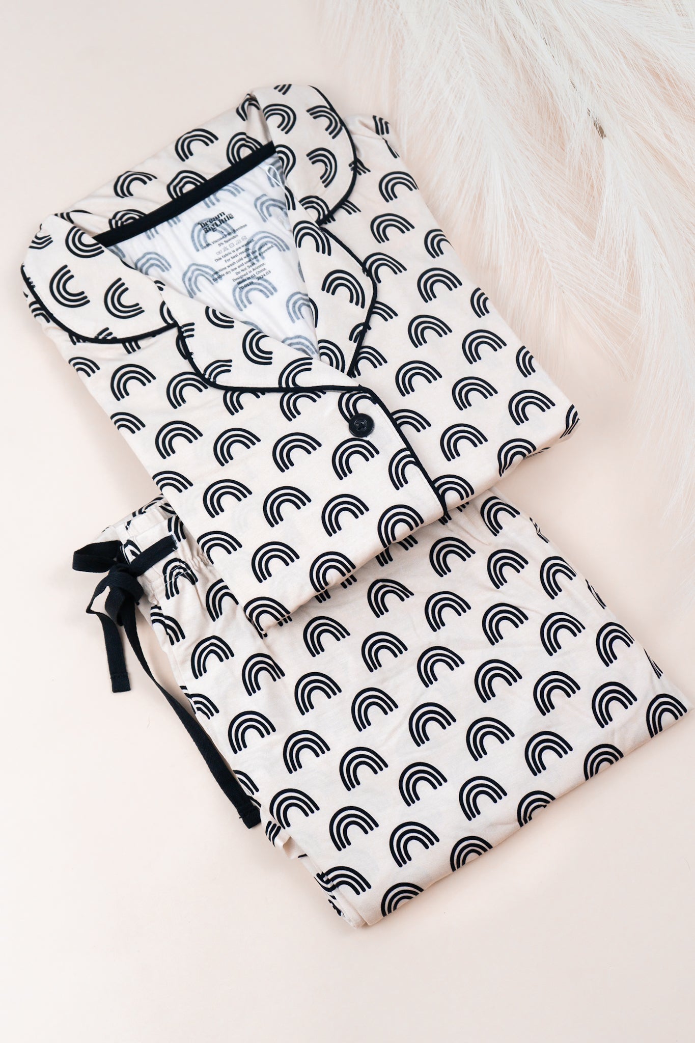 SIMPLE RAINBOW WOMEN'S RELAXED FLARE DREAM SET | Milk & Baby