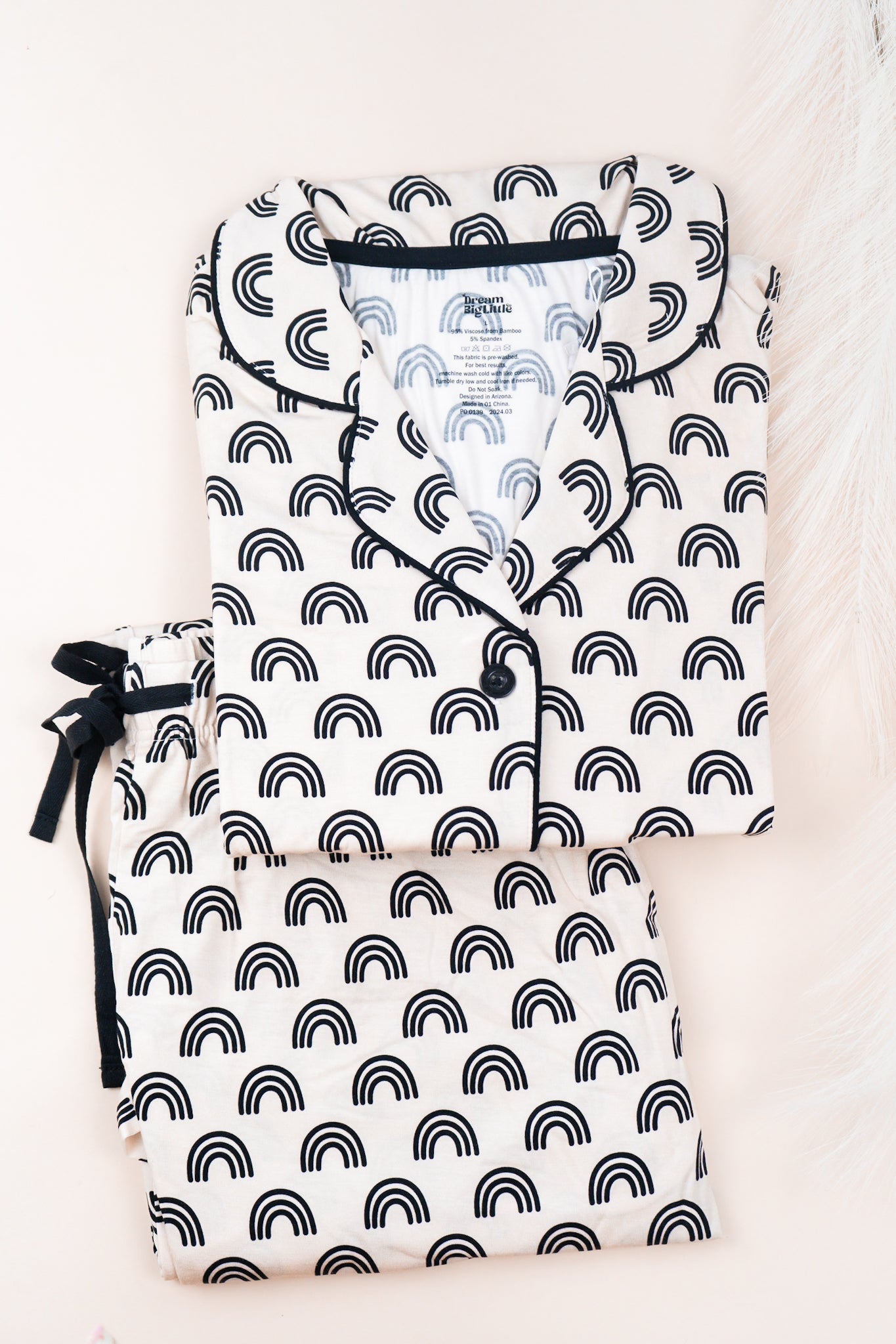 SIMPLE RAINBOW WOMEN'S RELAXED FLARE DREAM SET | Milk & Baby