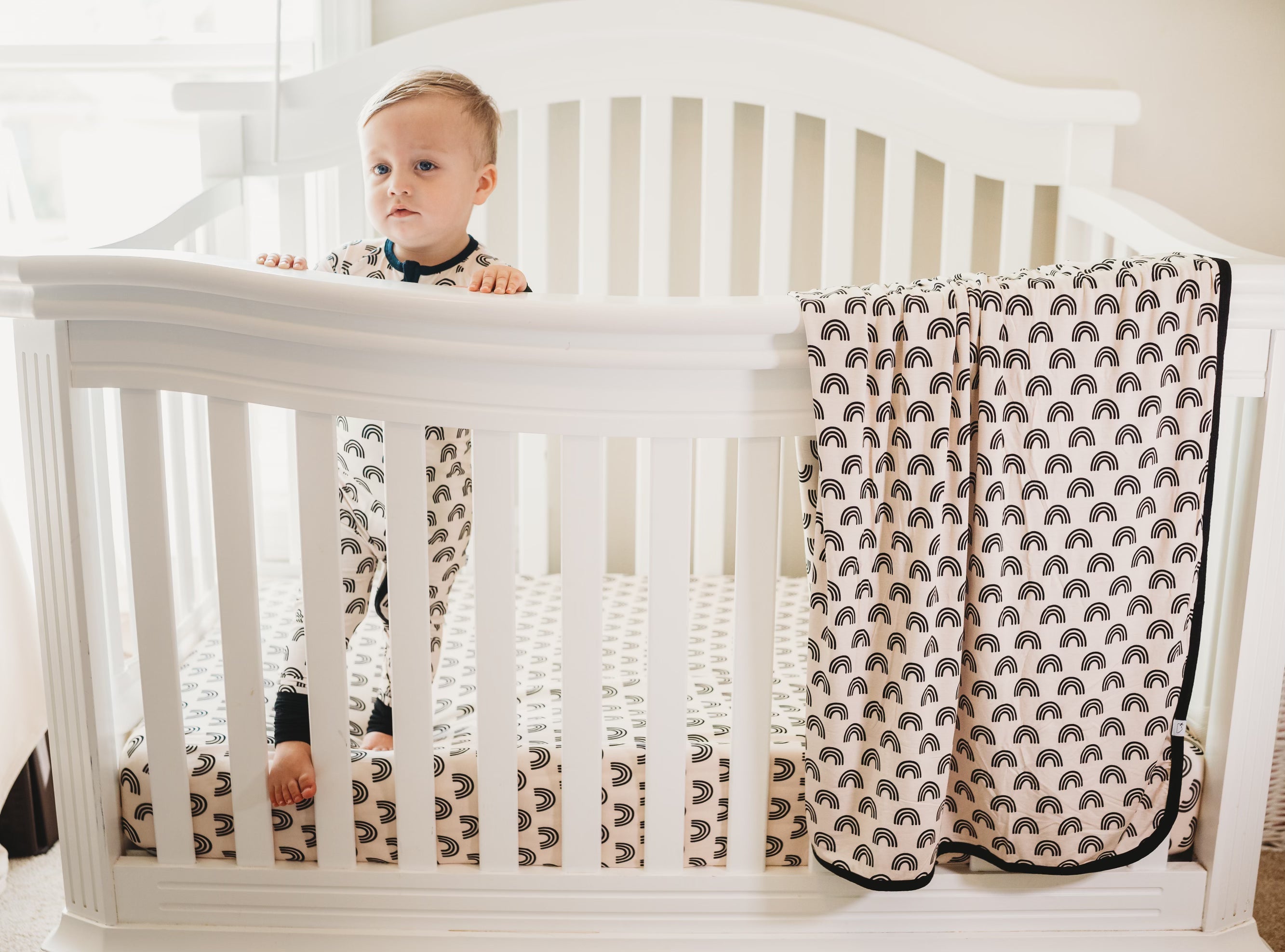 SIMPLE RAINBOW DREAM CRIB SHEET | Milk & Baby