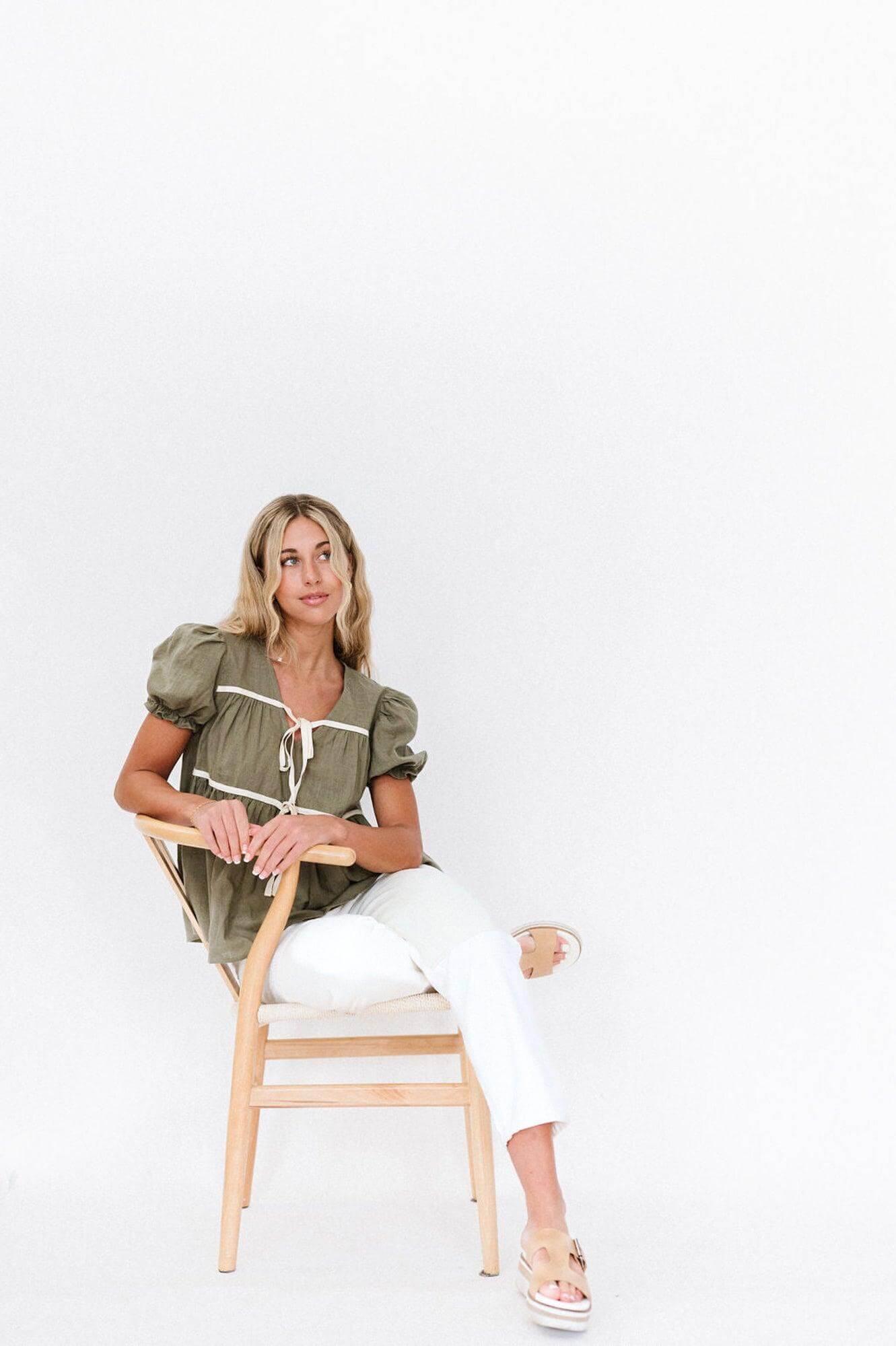 Winny Top in Olive - detail