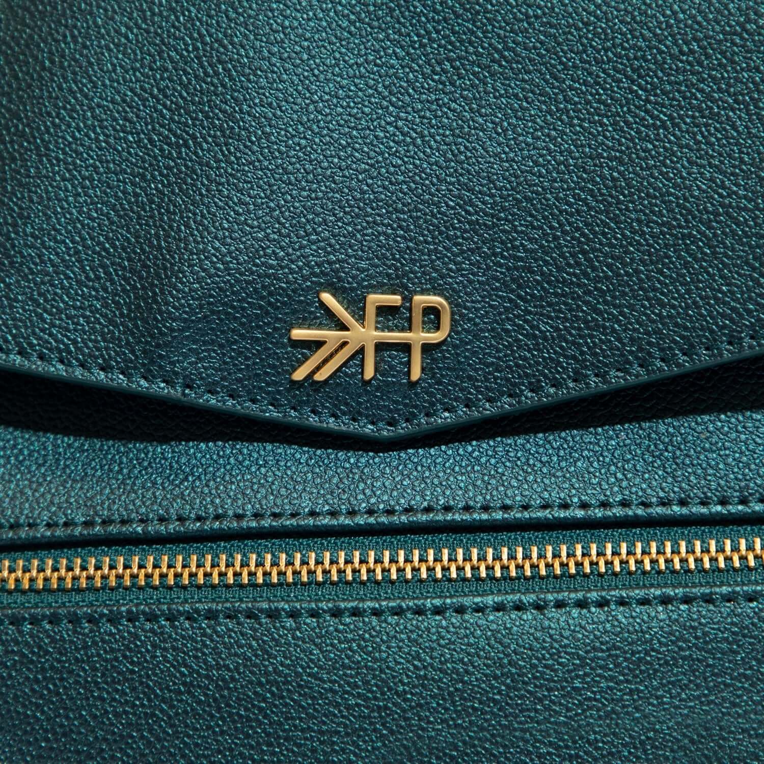Emerald Classic Diaper Bag II | Milk & Baby