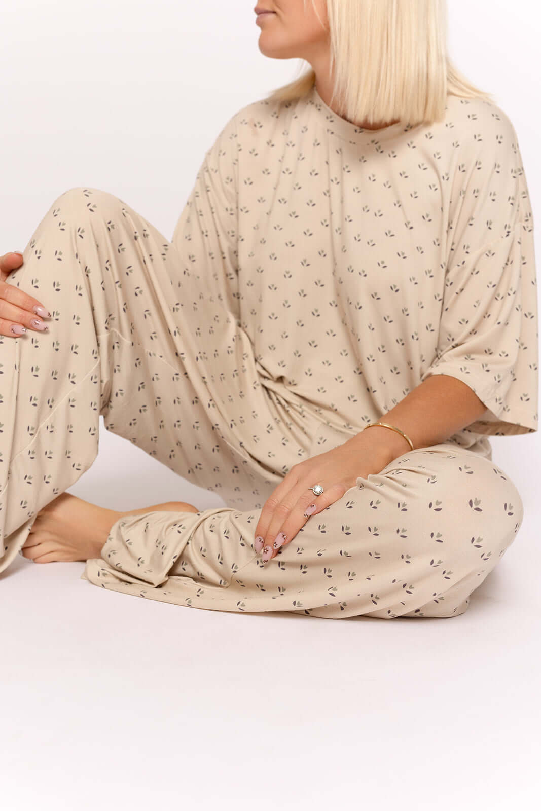 Flora | Women's Boxy Tee Lounge Set | Milk & Baby