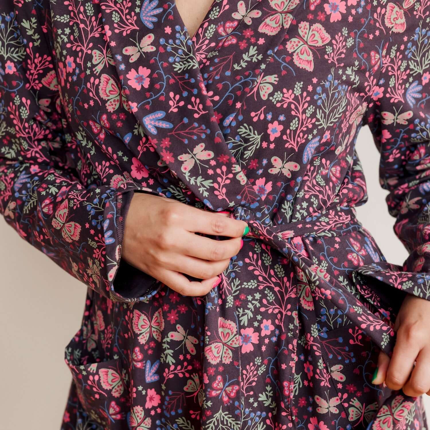 Organic Cotton Women’s Lounge Robe in Flower Child | Milk & Baby