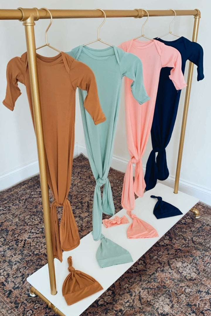 Marley Knotted Baby Gown and Hat Set | Milk & Baby