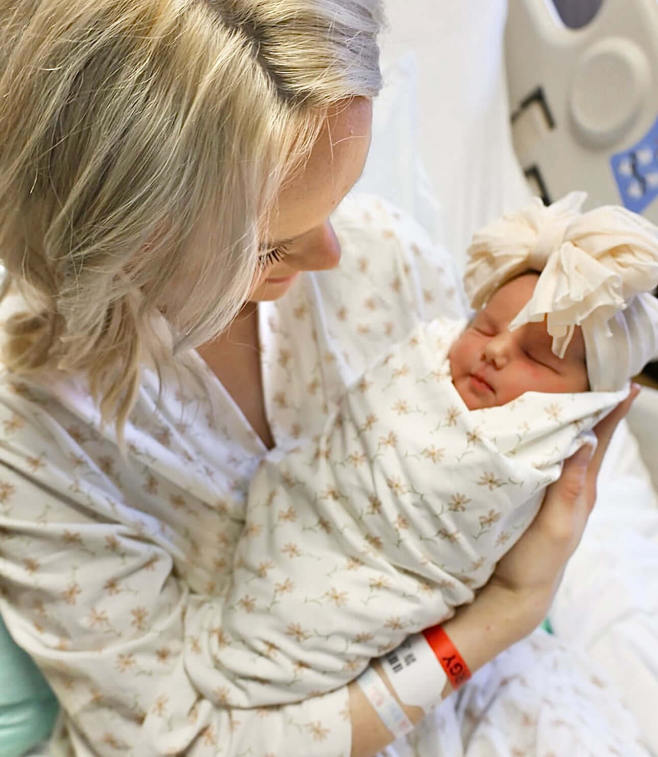Gracie | Mommy Robe | Milk & Baby