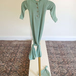 Emerson Knotted Baby Gown & Hat Set | Mint | Milk & Baby