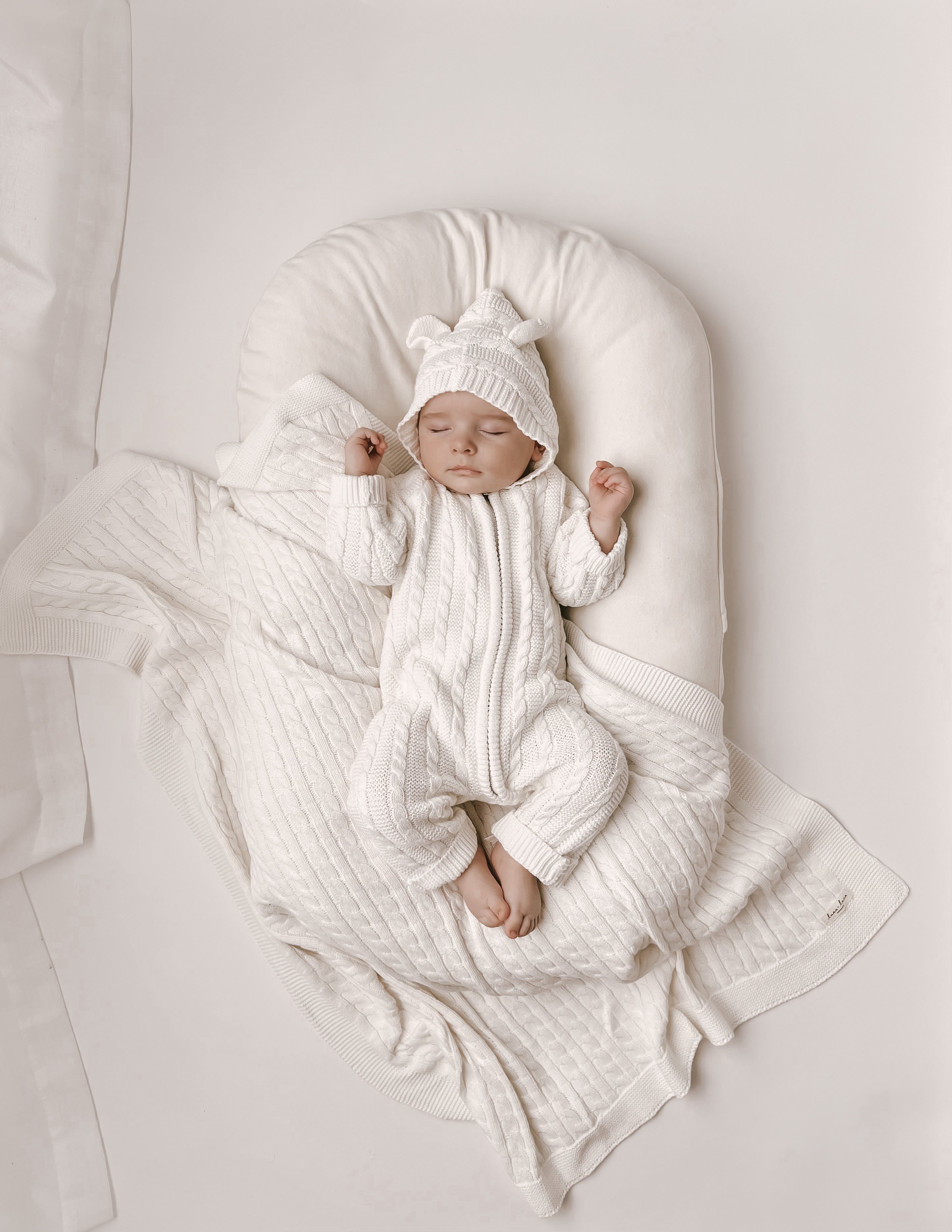 Luna + Luca Baby Bear Jumpsuit | White | Milk & Baby