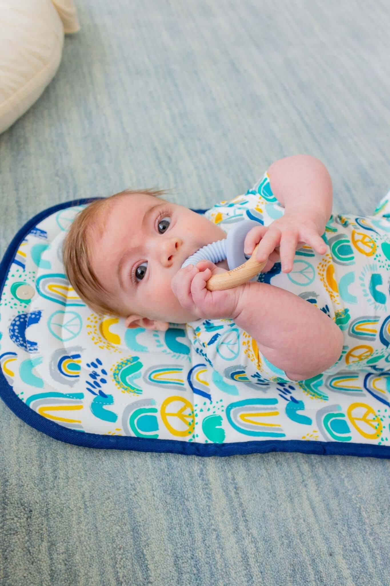 Rainbows Blue | Pret® Changing Clutch | Milk & Baby