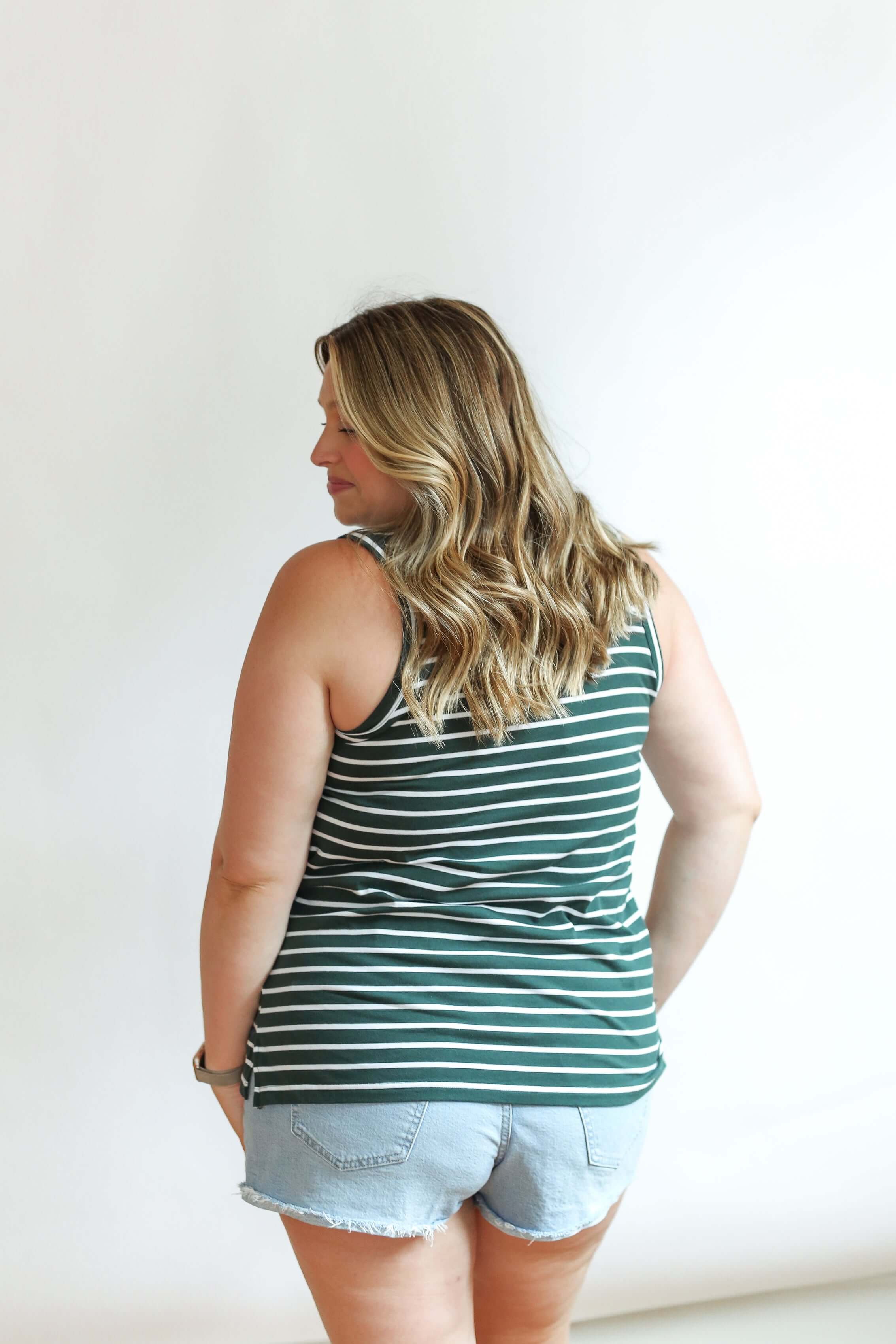 Invisible Zip Breastfeeding Tank Top | Milk & Baby