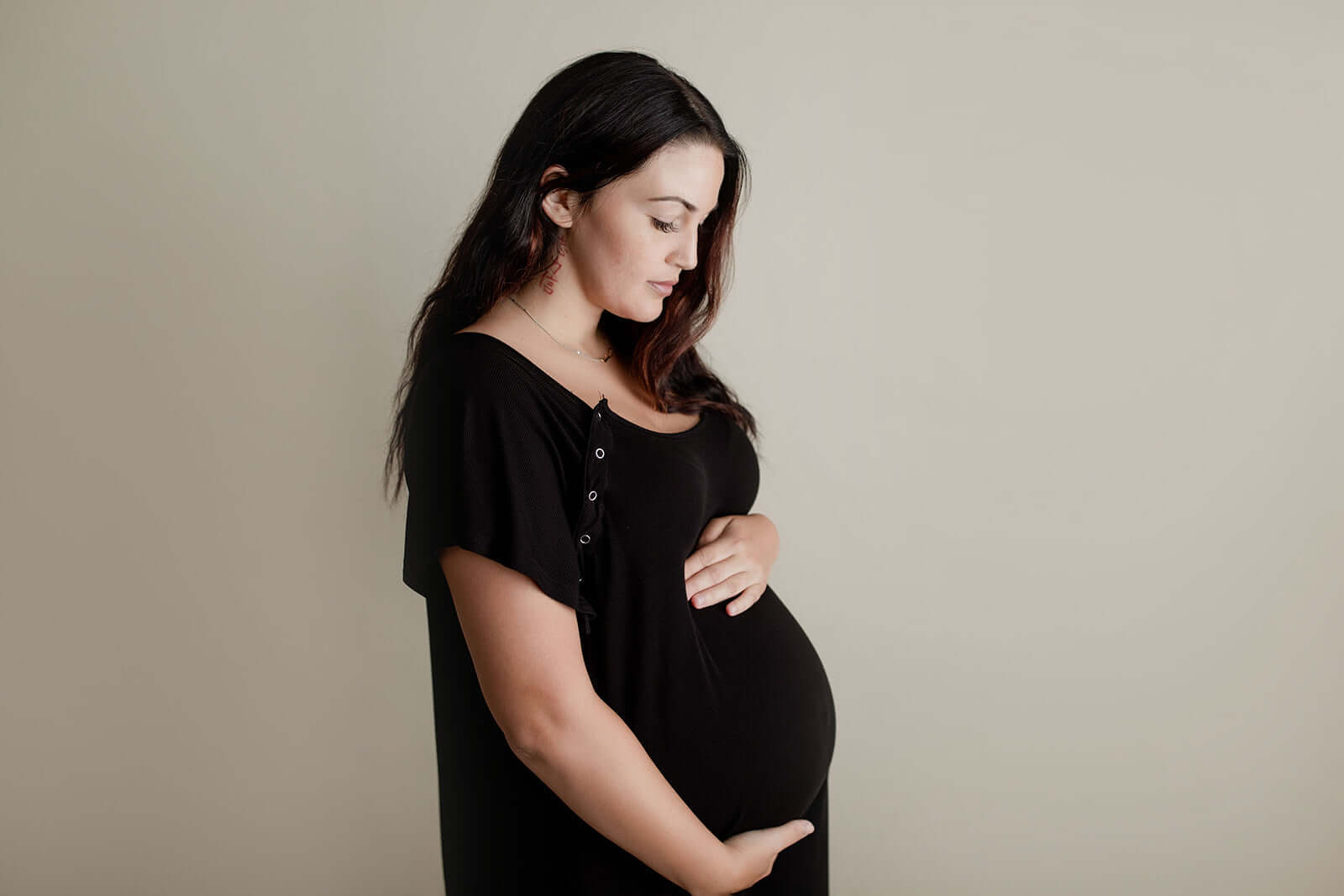 Black Ribbed Labor & Delivery Gown | Milk & Baby