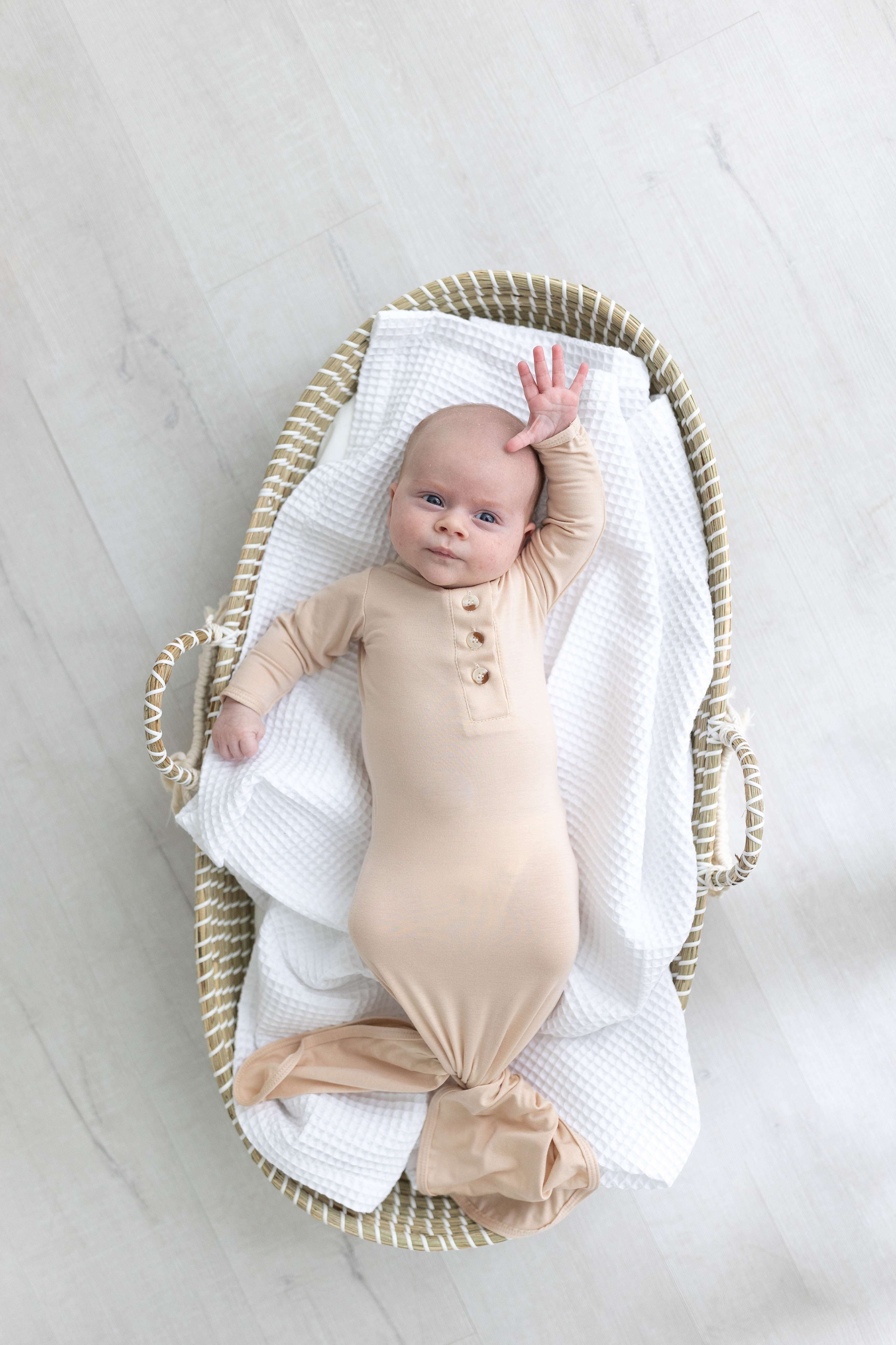 Emerson Knotted Baby Gown Set |Sand | Milk & Baby