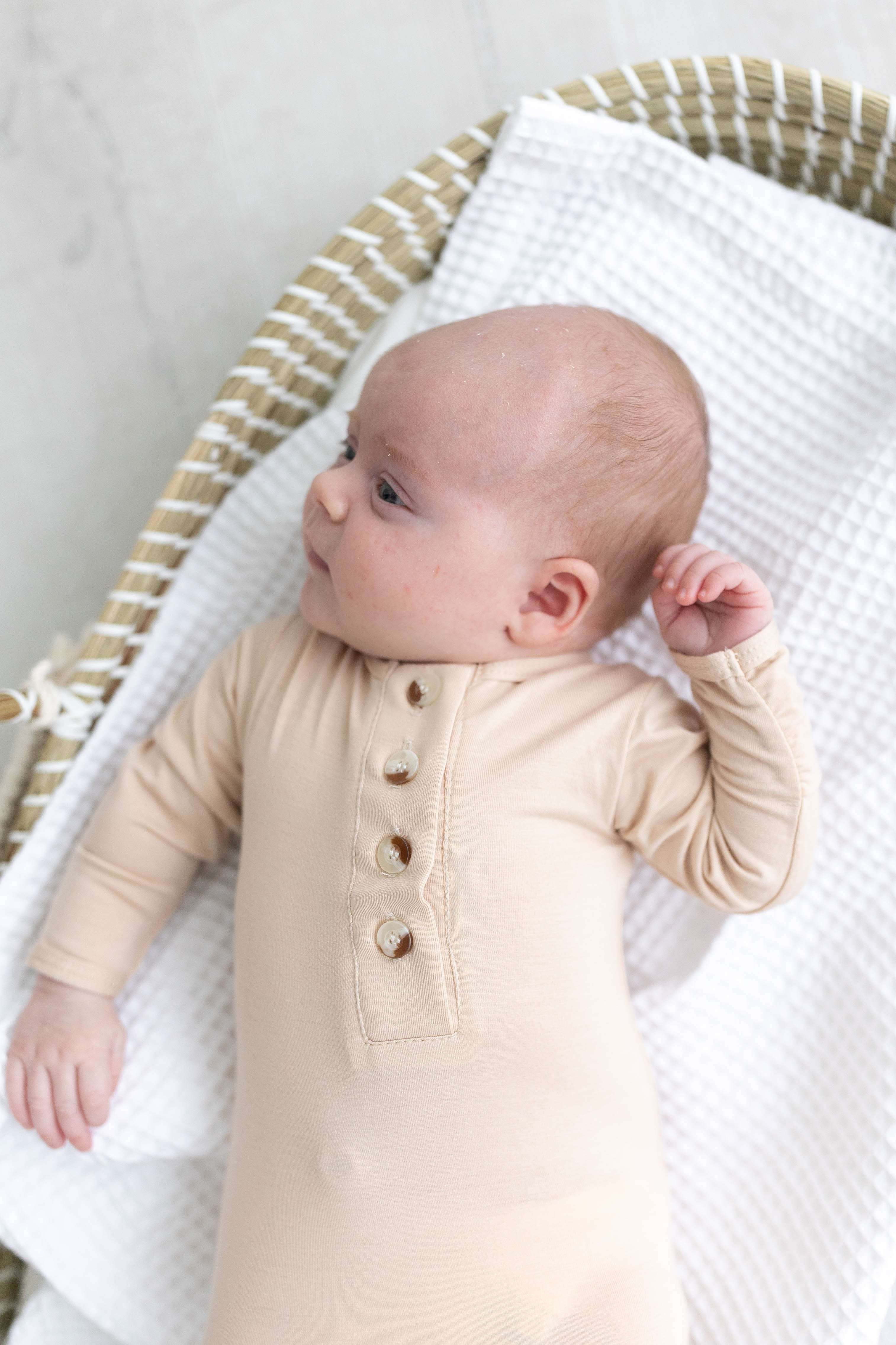 Emerson Knotted Baby Gown Set |Sand | Milk & Baby