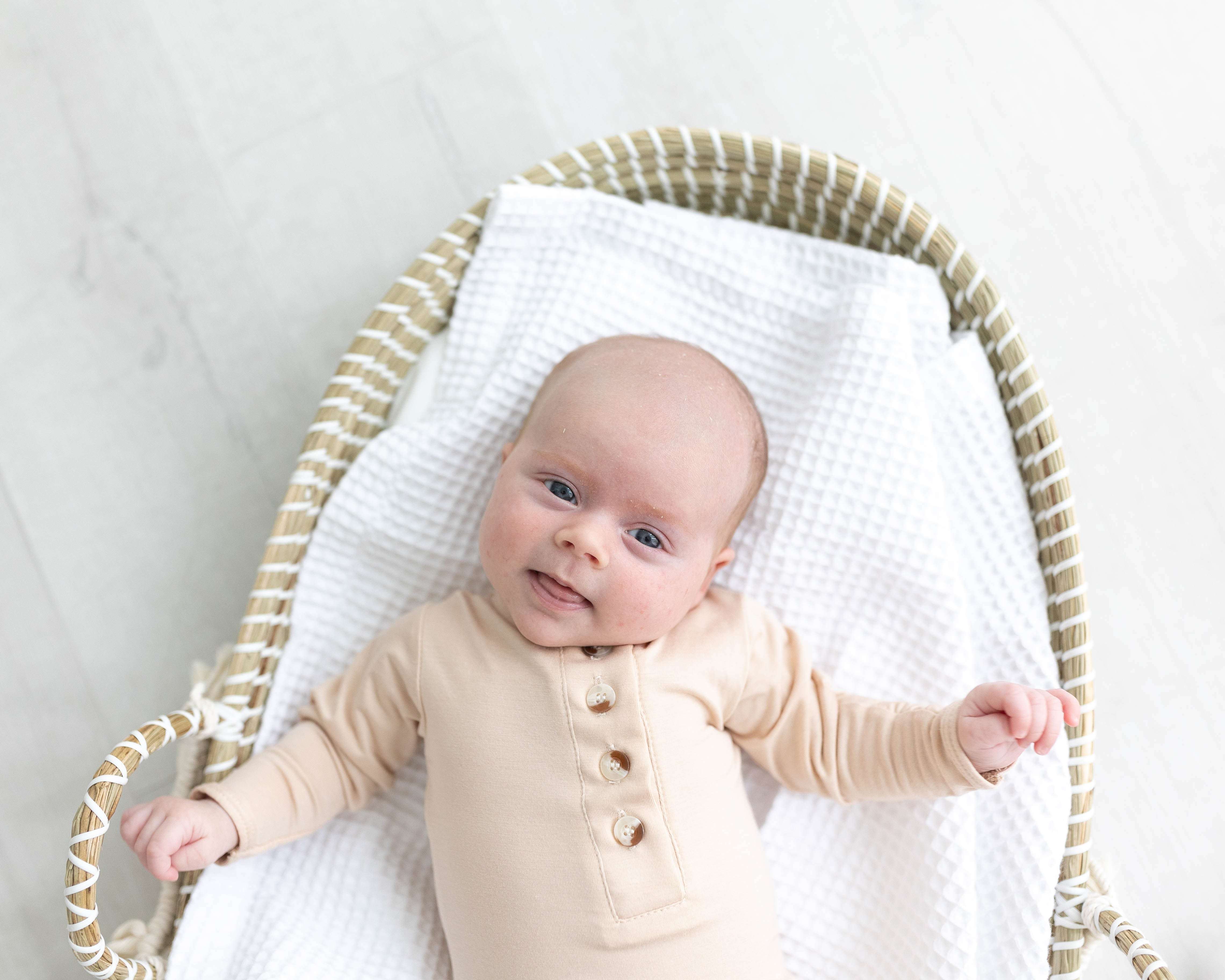 Emerson Knotted Baby Gown Set |Sand | Milk & Baby