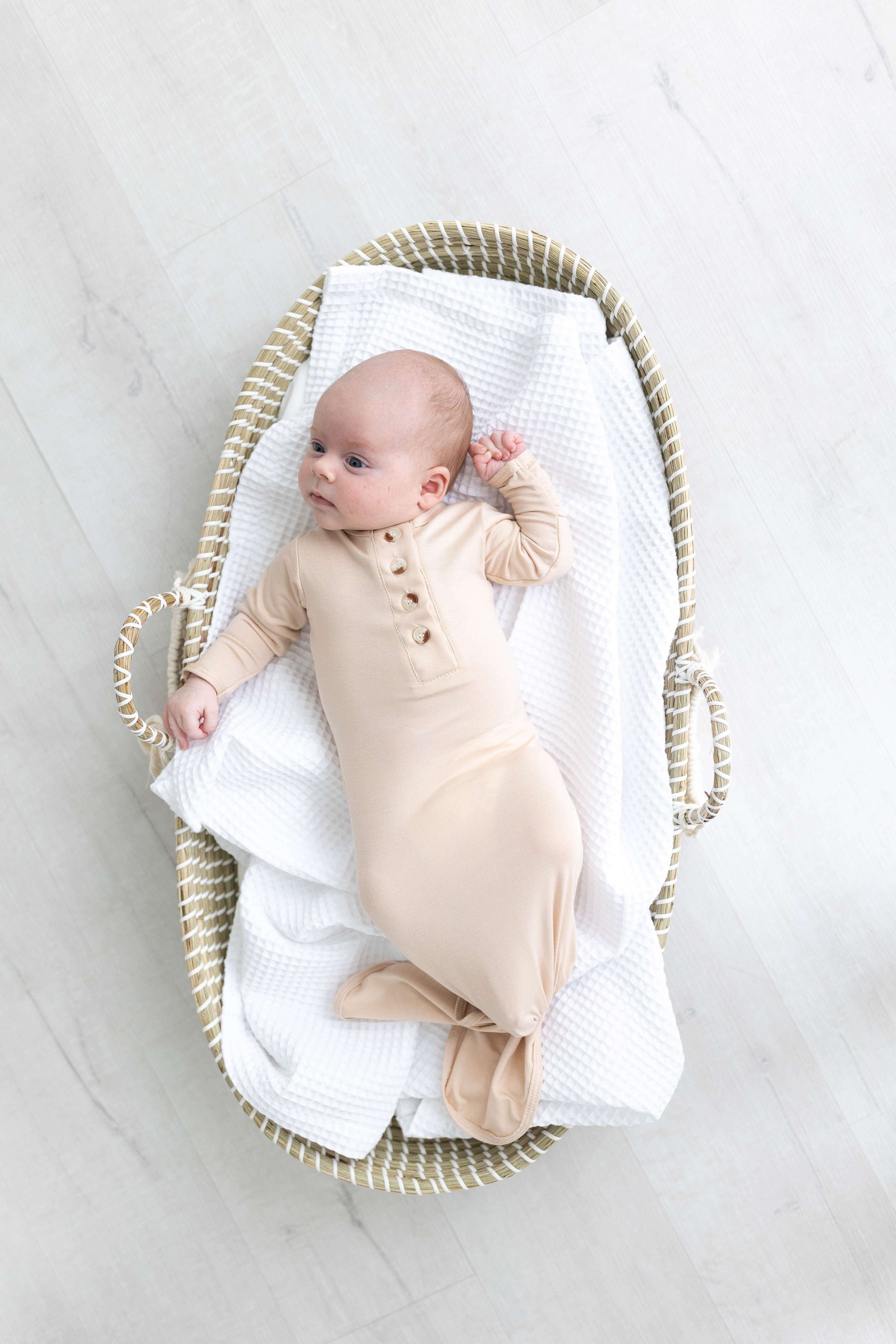 Emerson Knotted Baby Gown Set |Sand | Milk & Baby