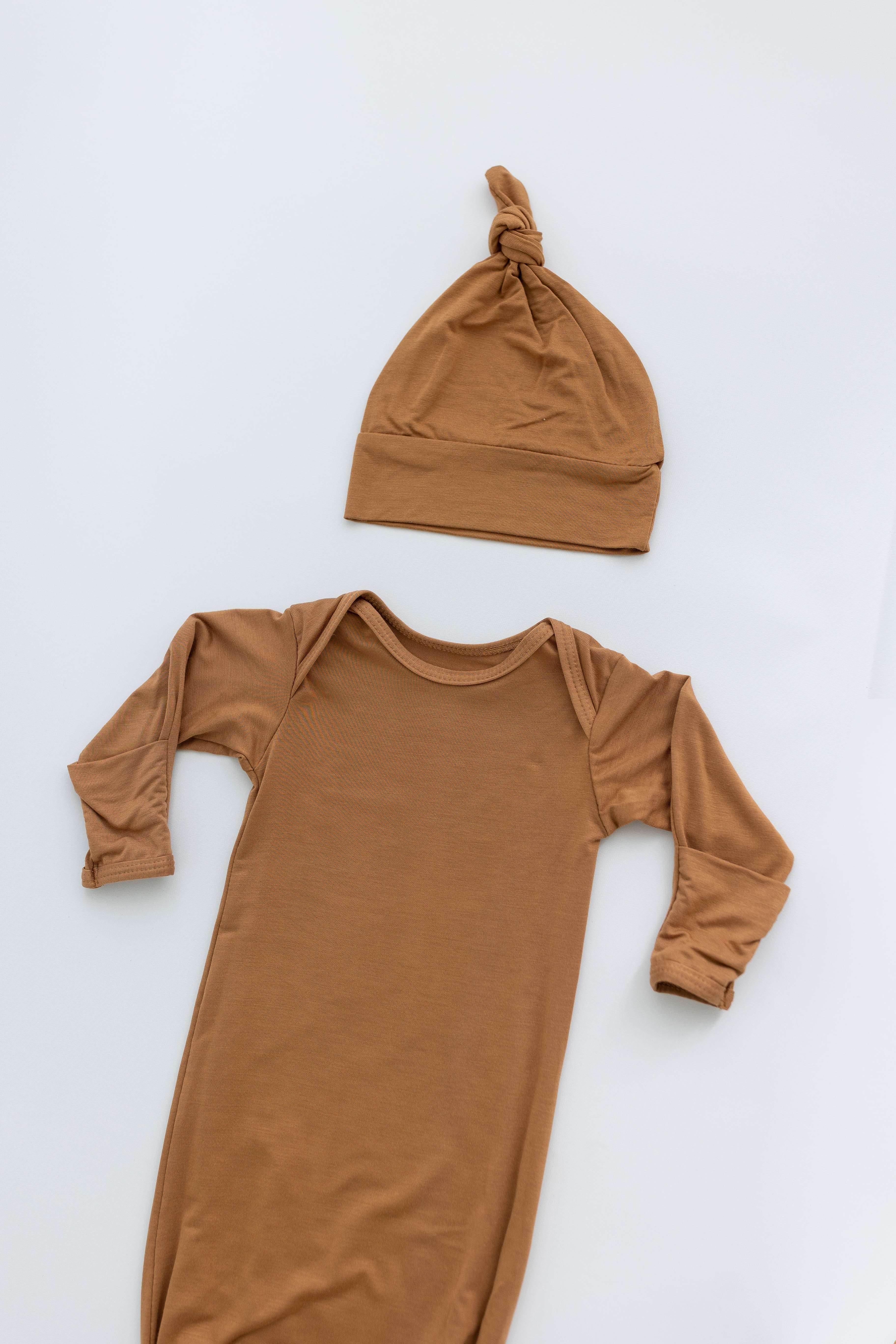 Marley Knotted Baby Gown and Hat Set | Milk & Baby