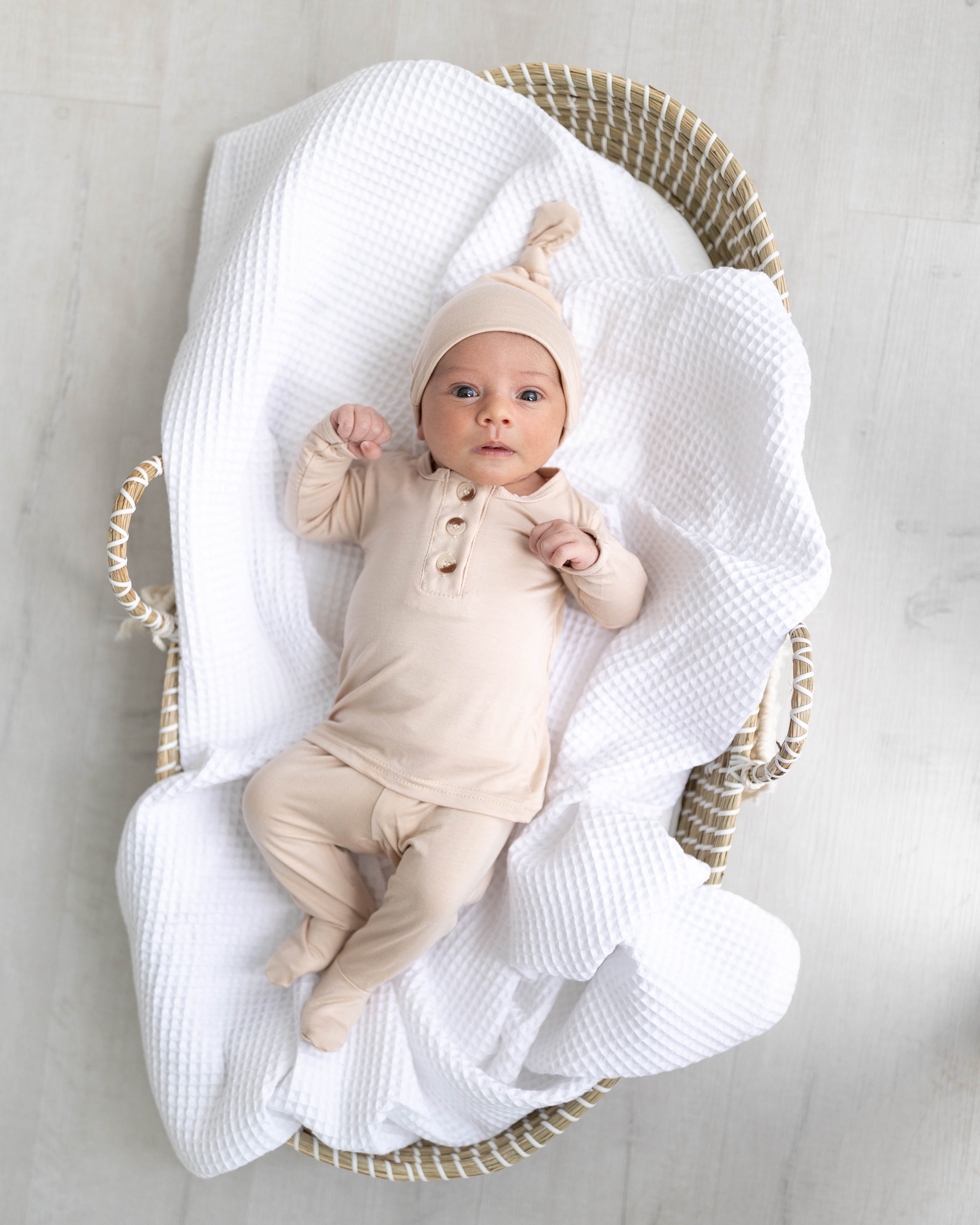 Riley Outfit and Hat Set | Sand | Milk & Baby